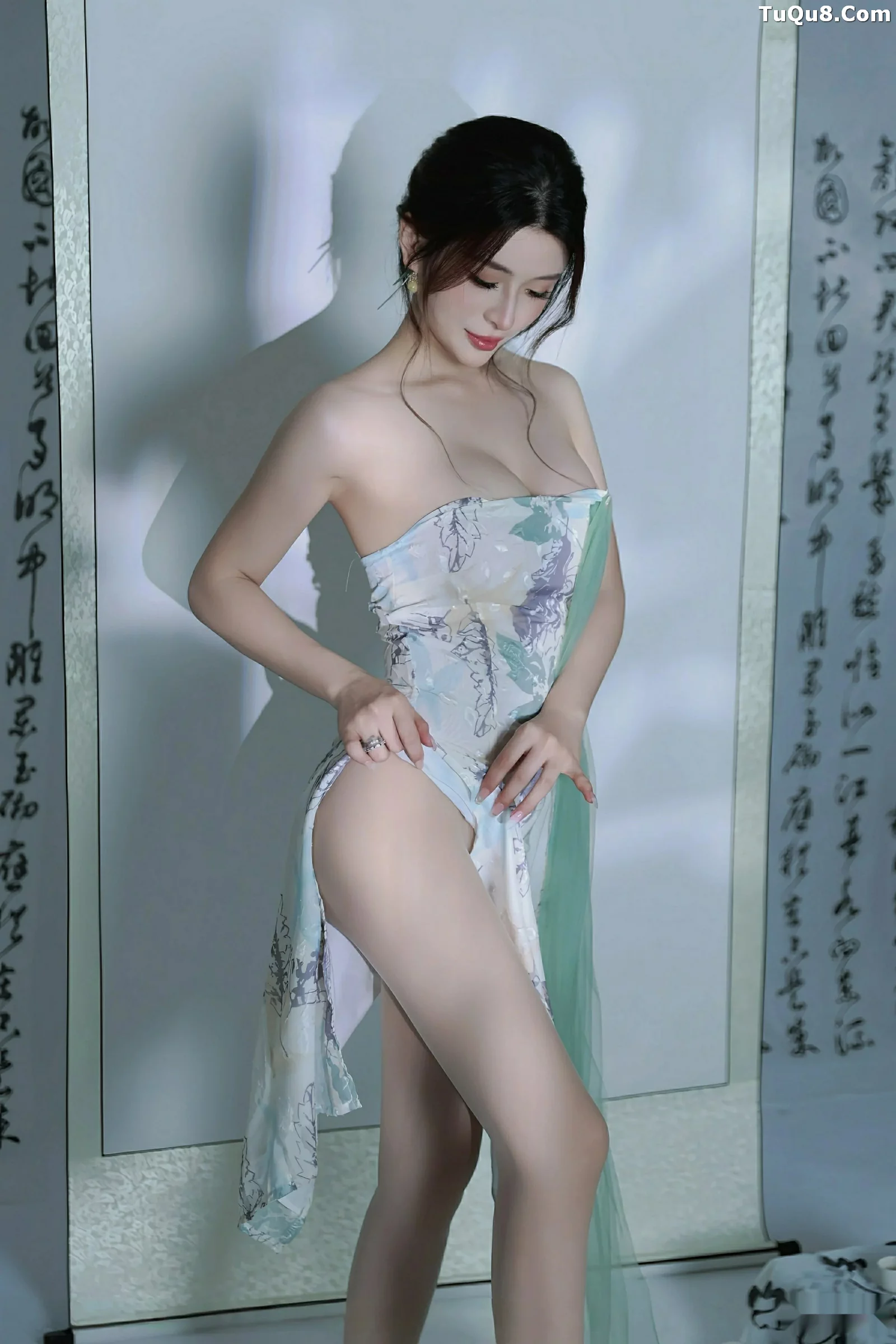 [秀人网] 2025.08.27 No.10694 阿依莎#[82P]-20