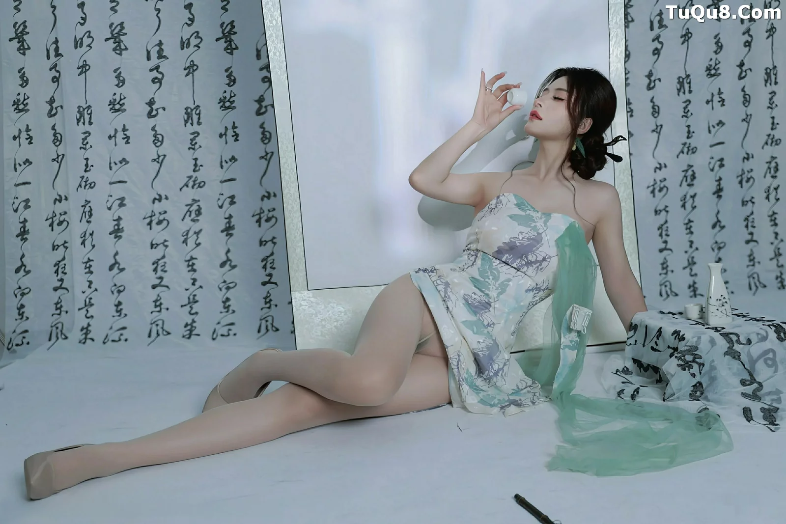 [秀人网] 2025.08.27 No.10694 阿依莎#[82P]-23