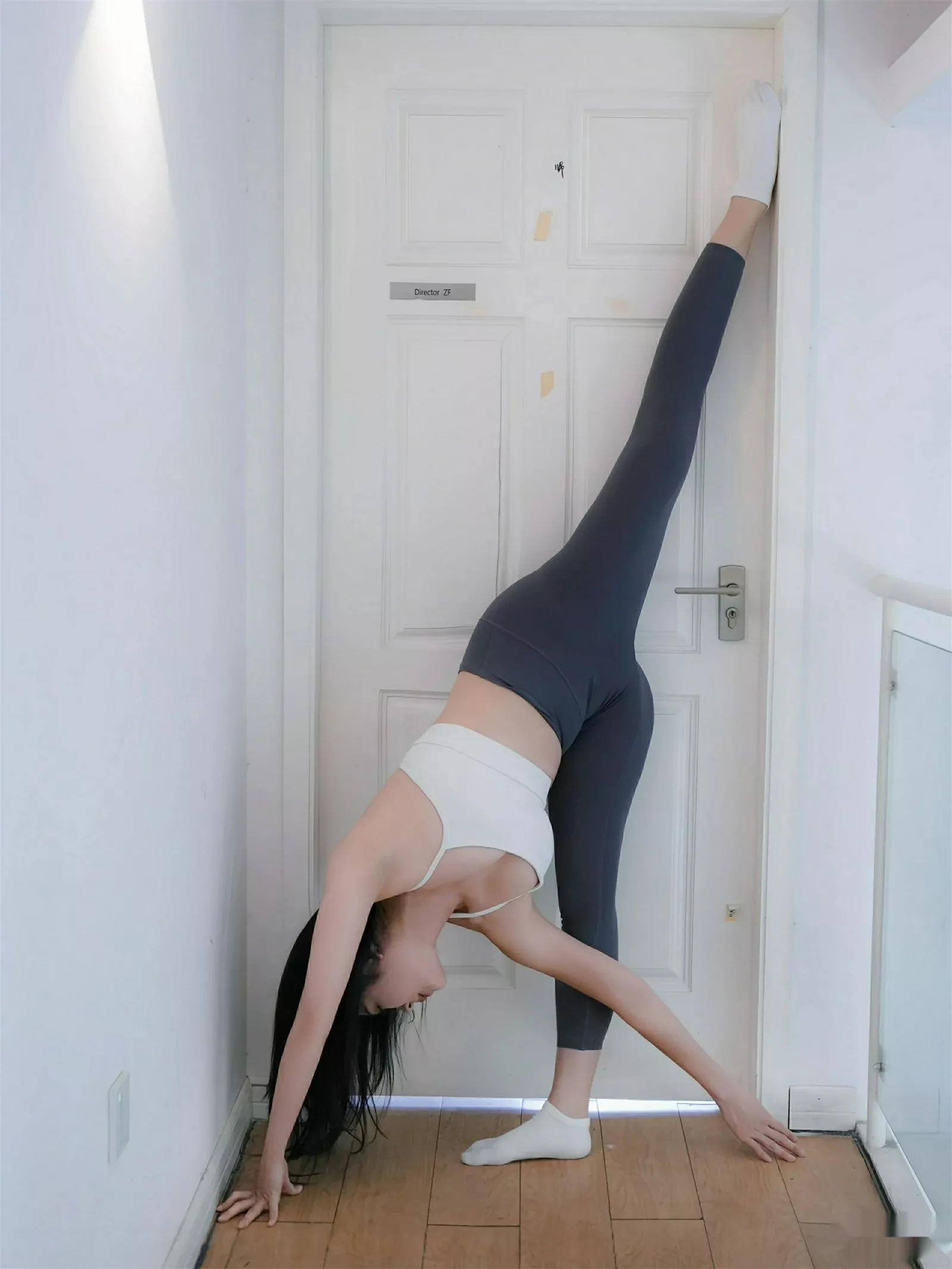 [秀人网] 2025.07.29 No.10595 玫瑰我爱你#[81P]-34