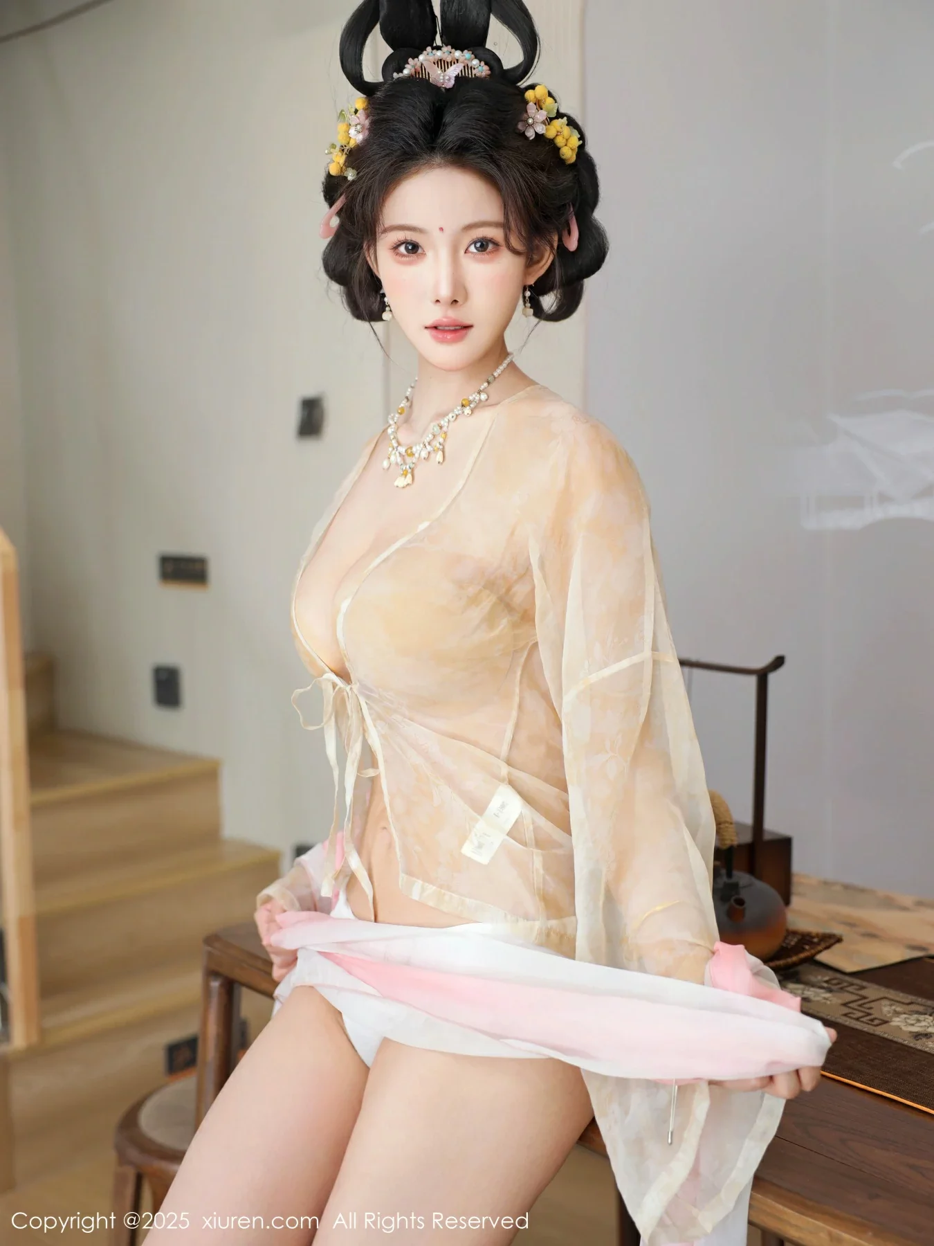 [秀人网] 2025.08.13 No.10645 梨霜儿#[82P]-1