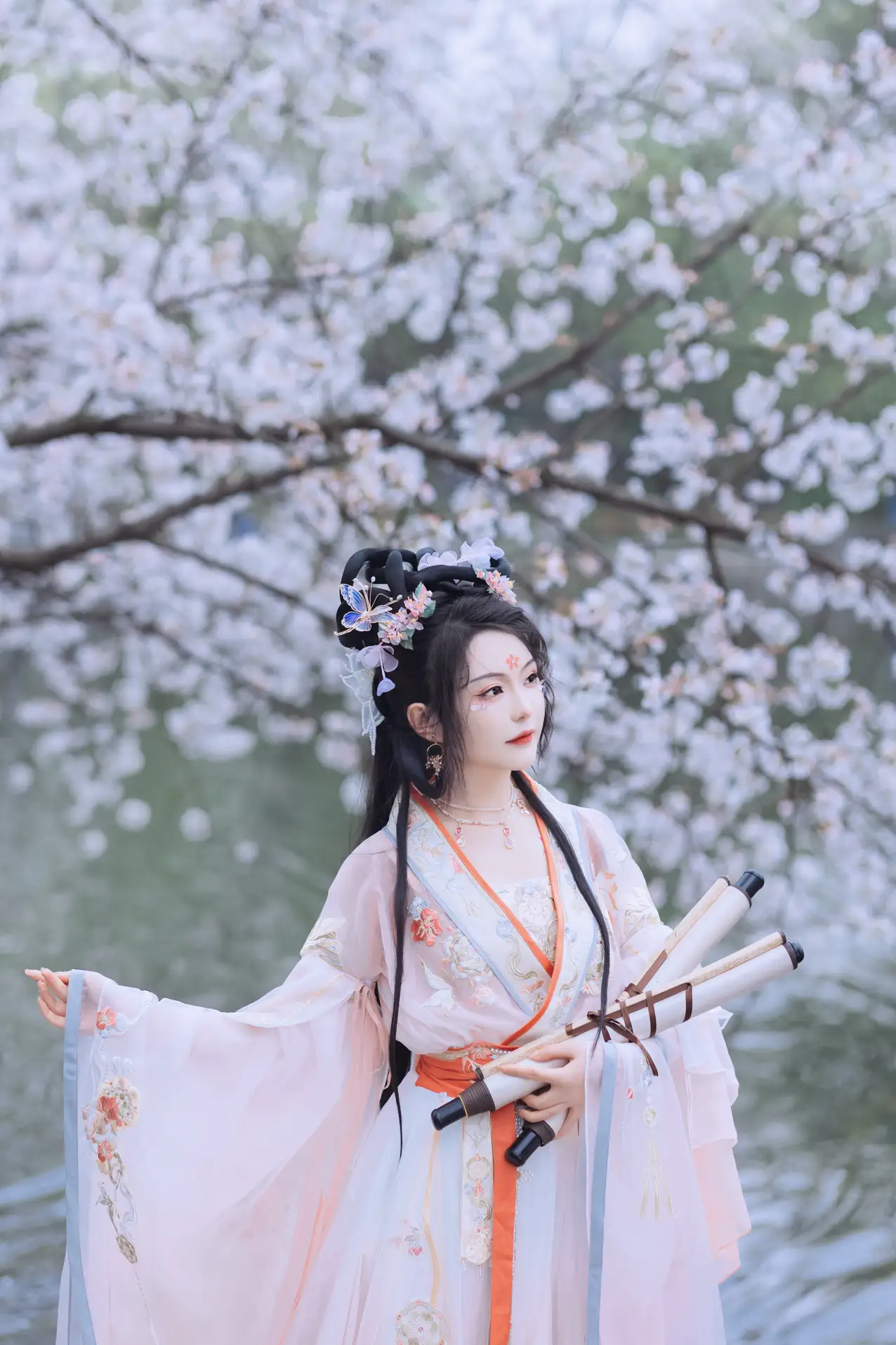 [艺图语] 2022.06.24 Vol.1273 – 初春赏樱 璐璐haley#[43P]-17