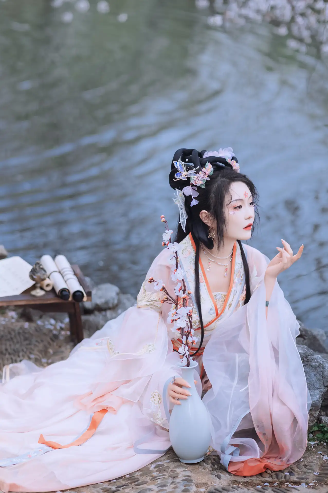 [艺图语] 2022.06.24 Vol.1273 – 初春赏樱 璐璐haley#[43P]-1