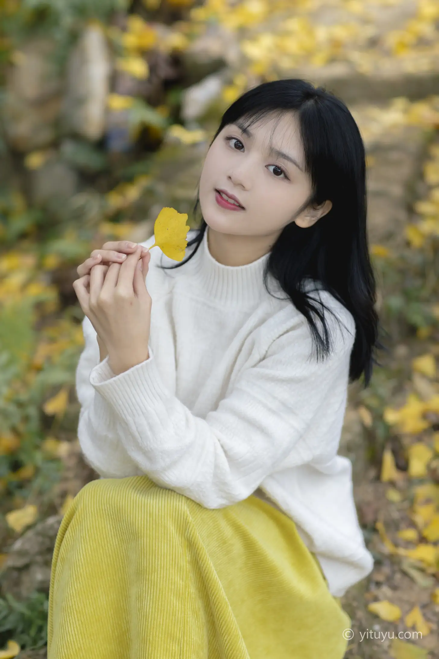 [艺图语] 2021.08.14 Vol.131 – 银杏之恋 雨文#[39P]-20