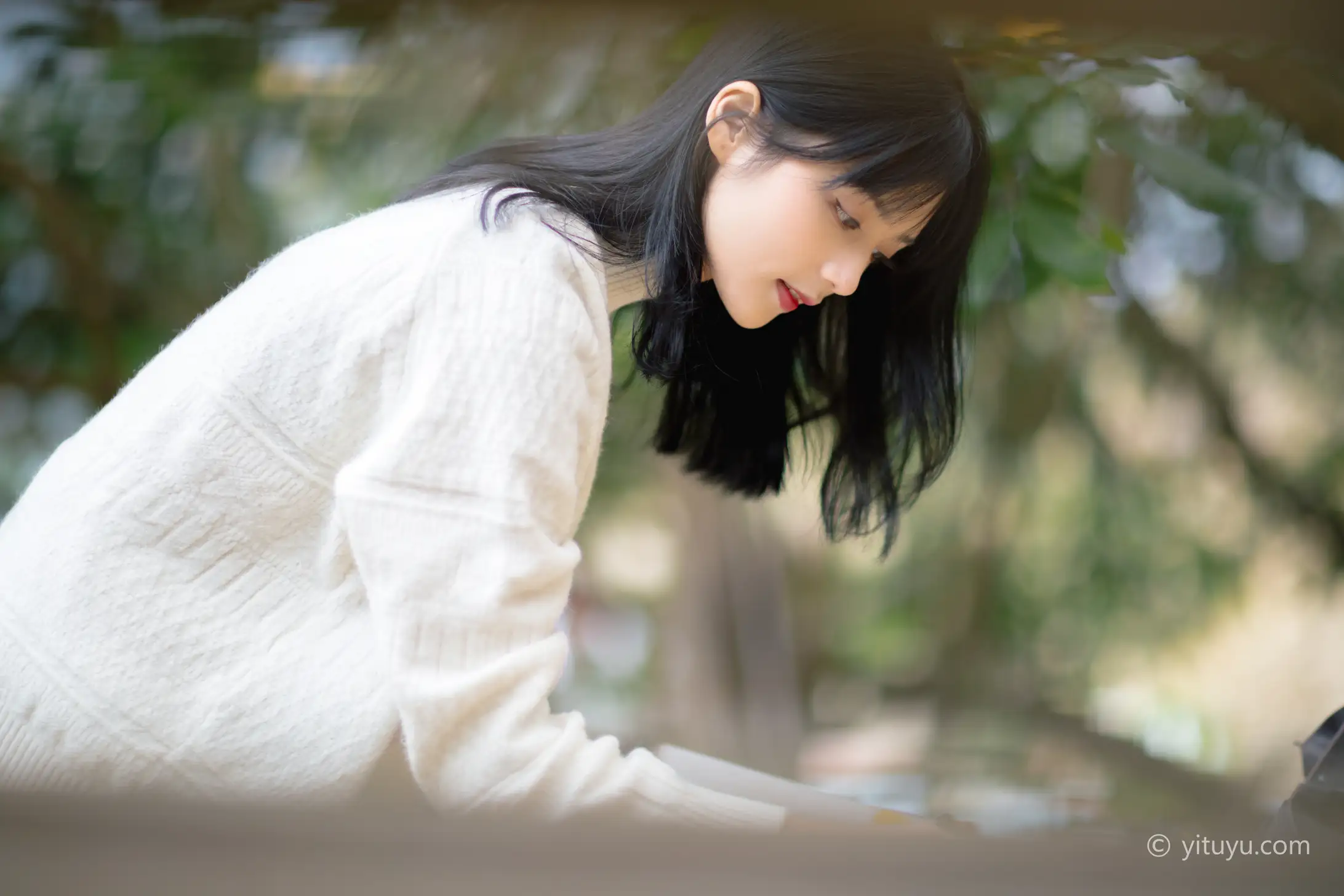 [艺图语] 2021.08.14 Vol.131 – 银杏之恋 雨文#[39P]-22