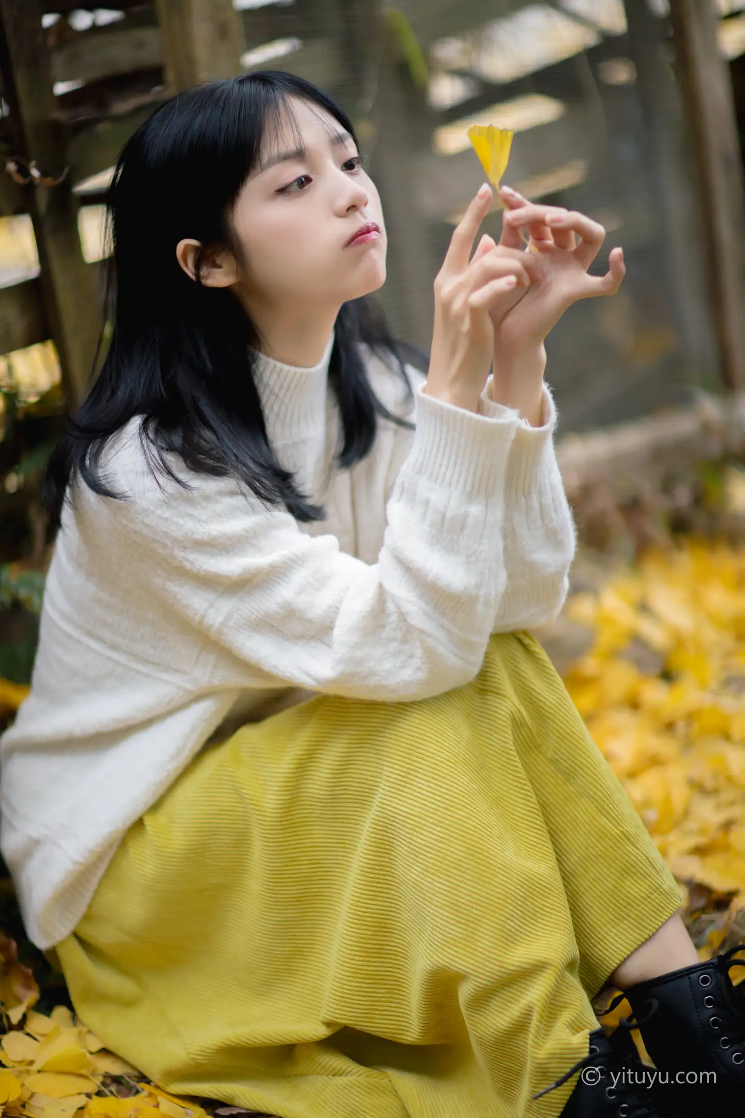 [艺图语] 2021.08.14 Vol.131 – 银杏之恋 雨文#[39P]-24