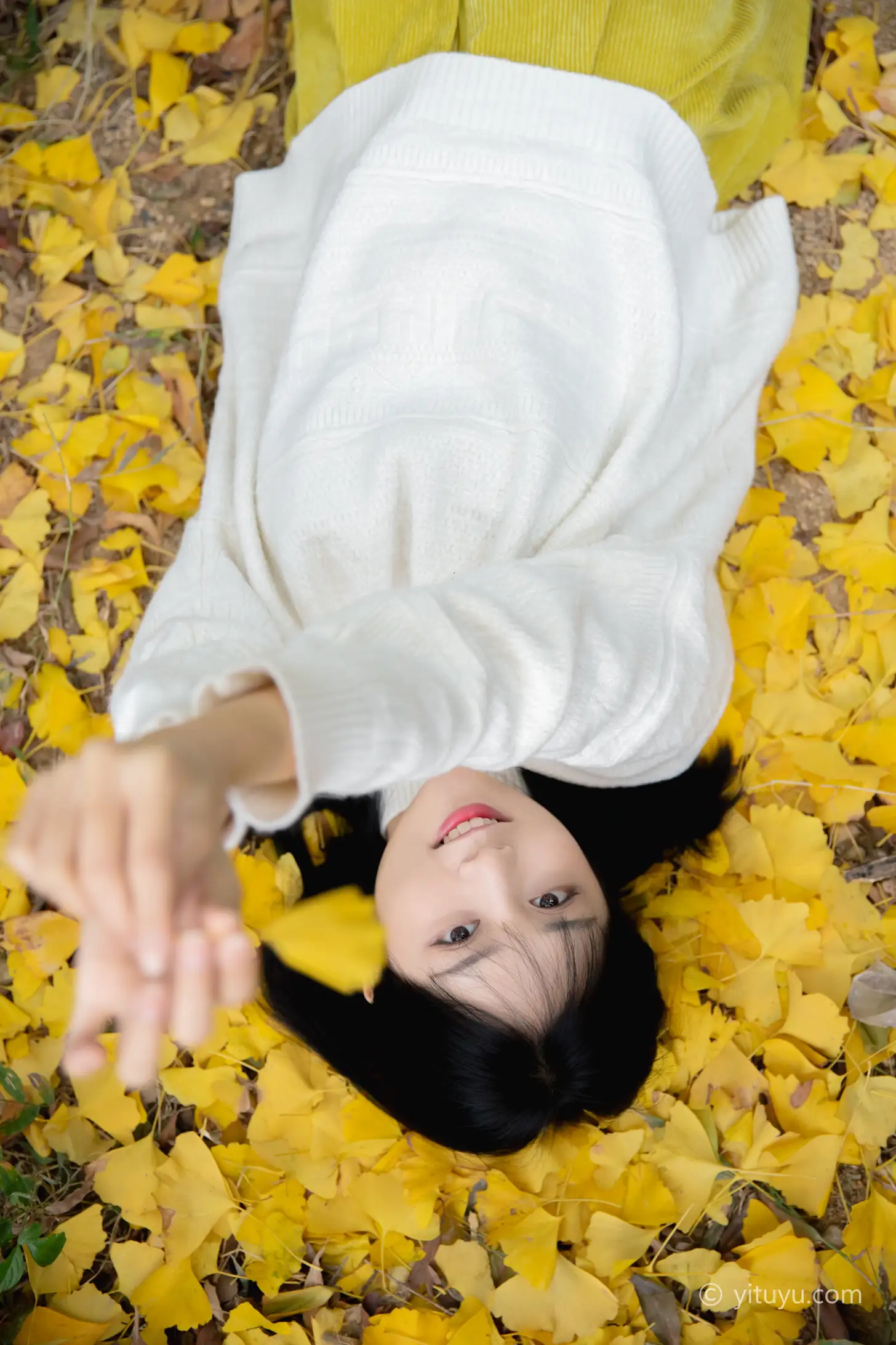 [艺图语] 2021.08.14 Vol.131 – 银杏之恋 雨文#[39P]-29