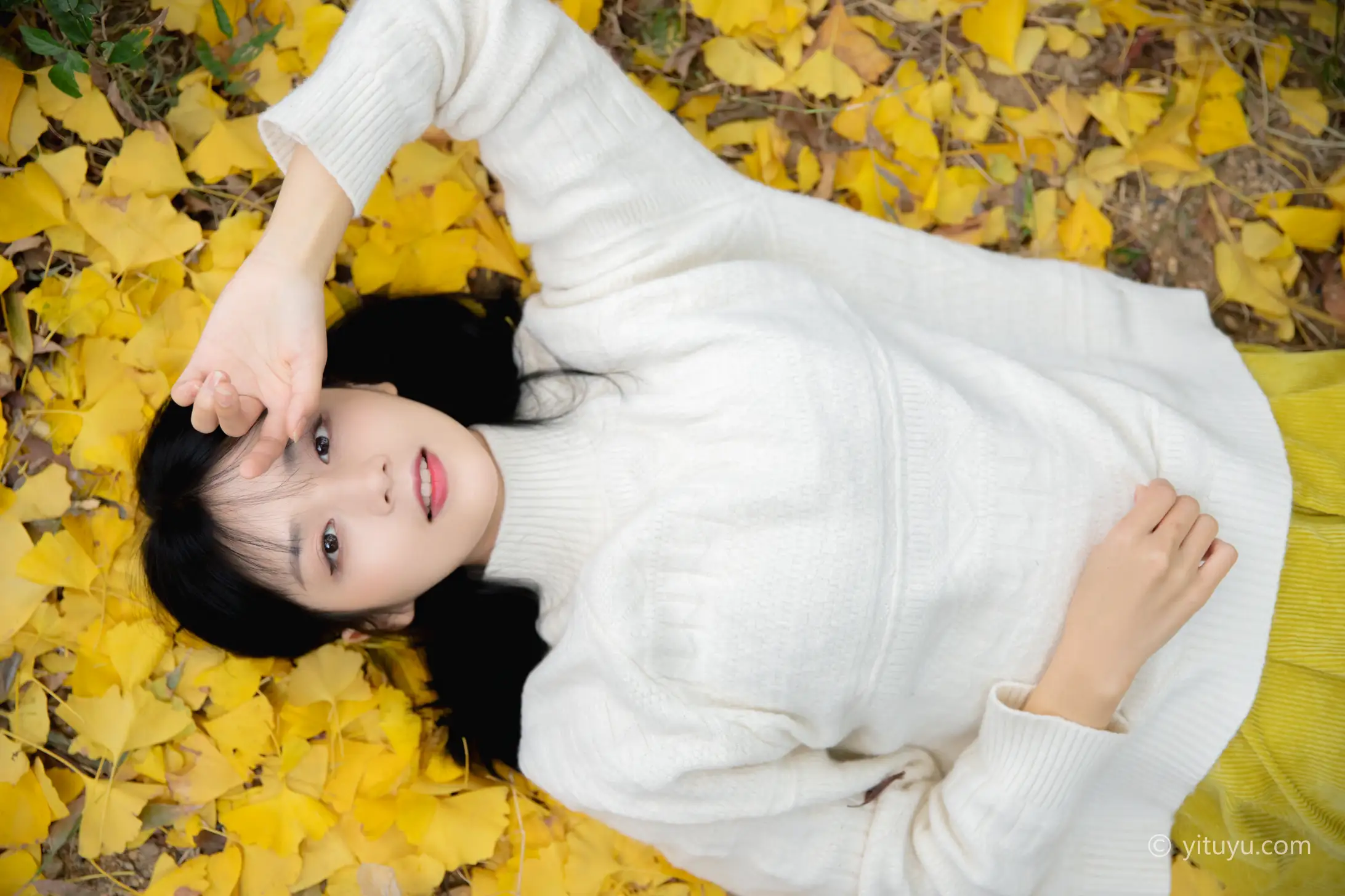 [艺图语] 2021.08.14 Vol.131 – 银杏之恋 雨文#[39P]-30
