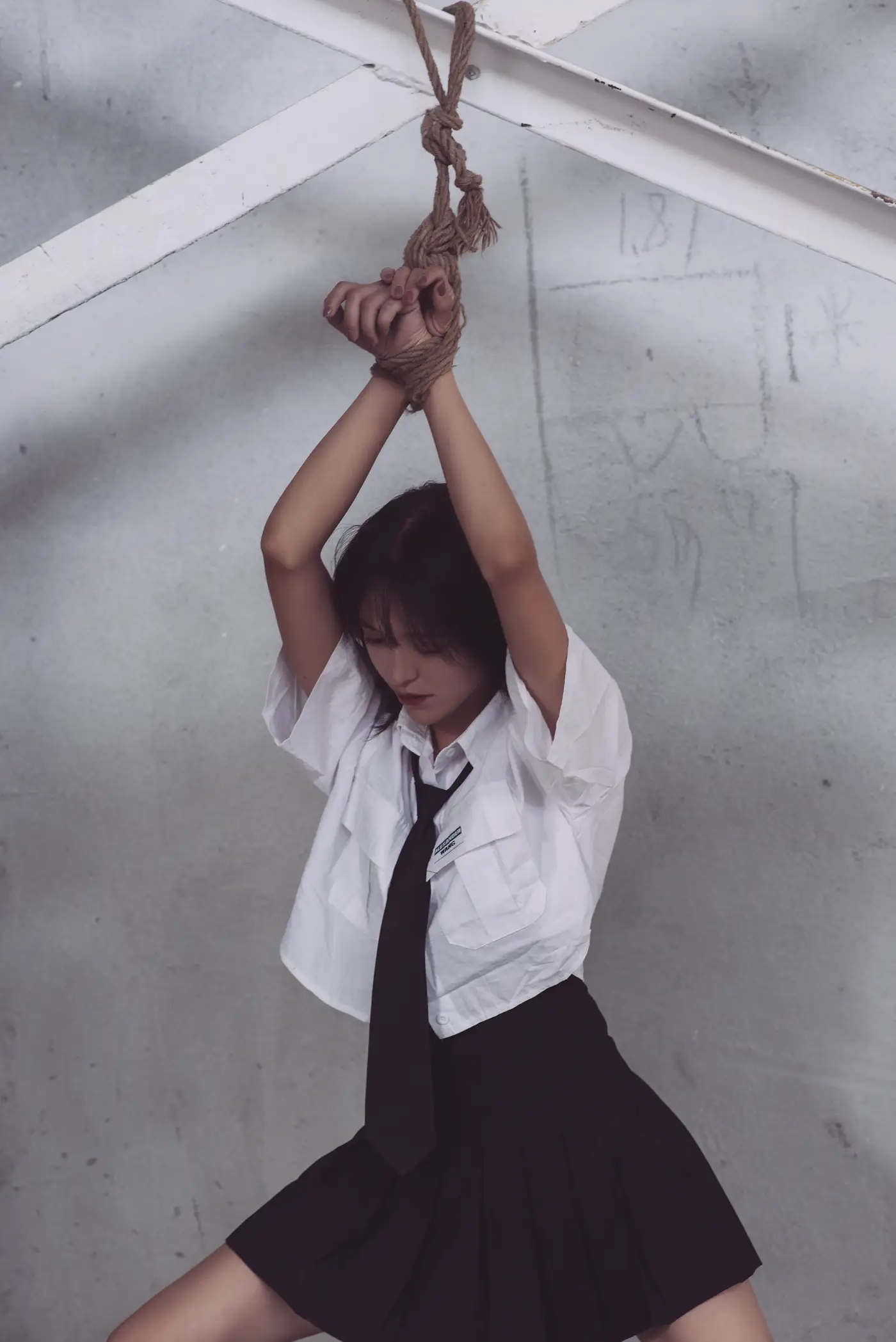 [艺图语] 2020.12.08 Vol.005 – 不良少女 Lily#[27P]-27