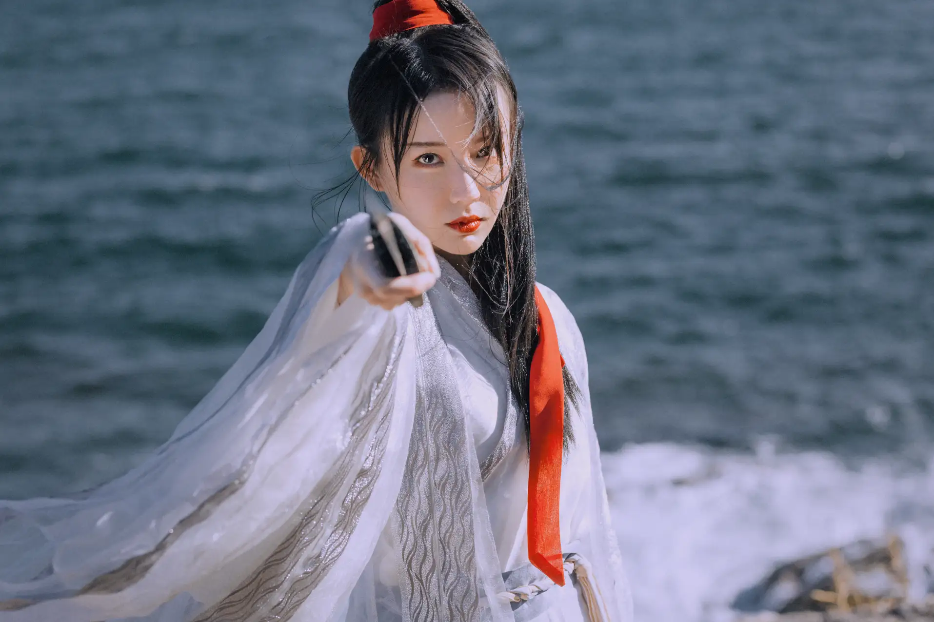 [艺图语] 2021.09.11 Vol.285 – 她是一个剑客 许忆#[26P]-13