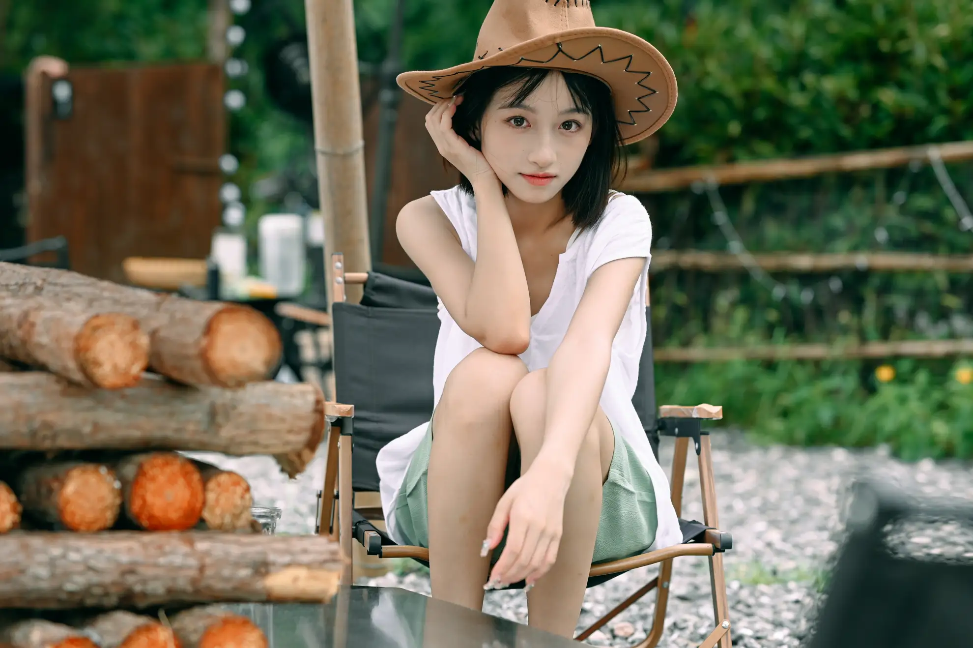 [艺图语] 2022.09.01 Vol.1840 – 露营的一天 钰儿#[34P]-16