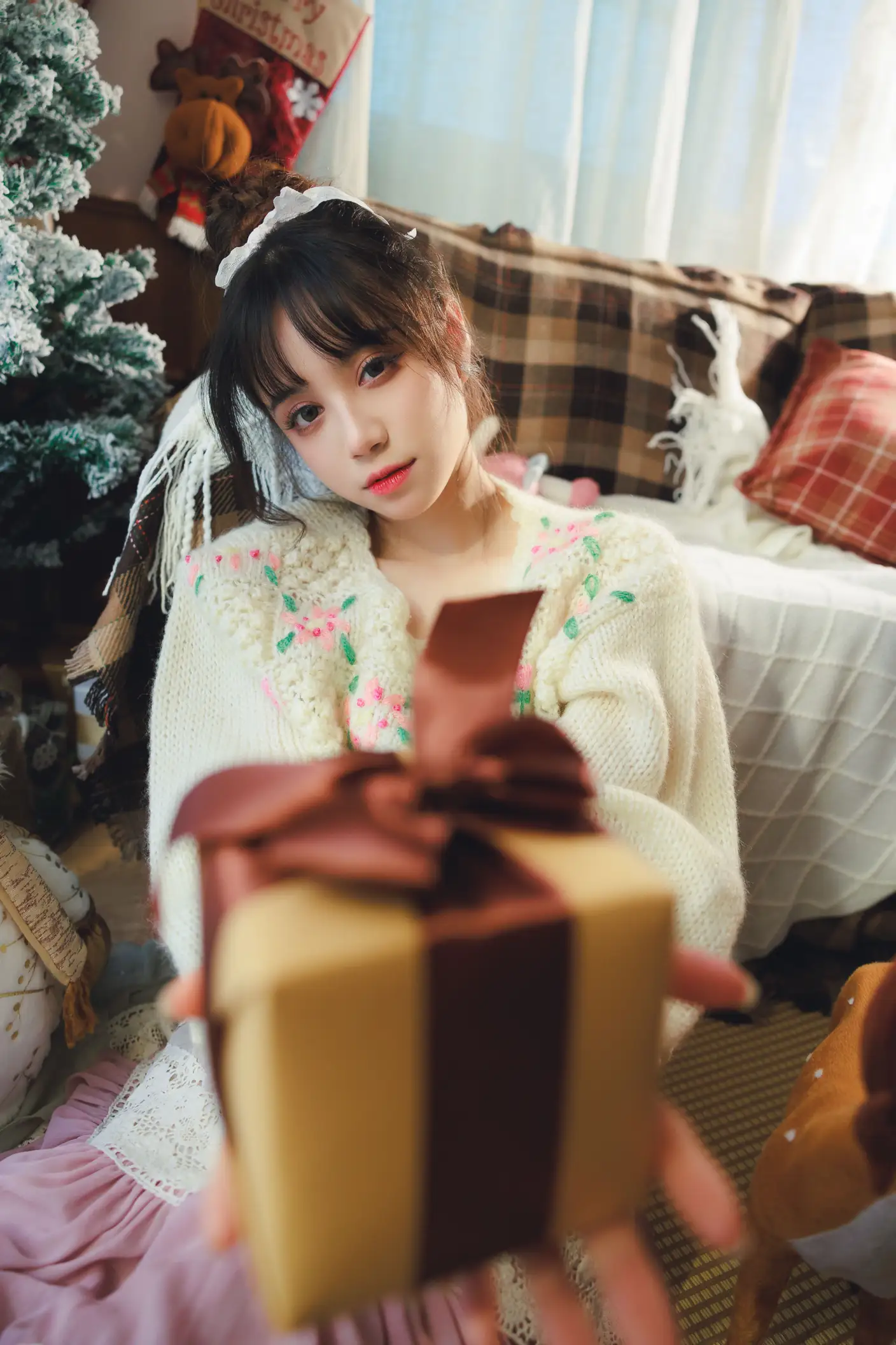 [艺图语] 2022.06.17 Vol.1207 – 少女圣诞季 贰加六#[36P]-15