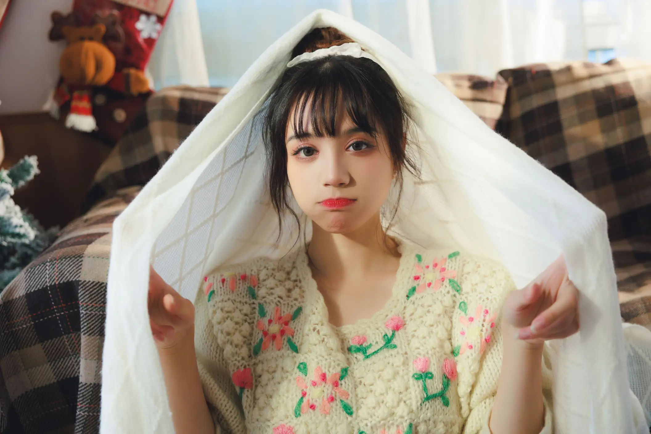[艺图语] 2022.06.17 Vol.1207 – 少女圣诞季 贰加六#[36P]-24