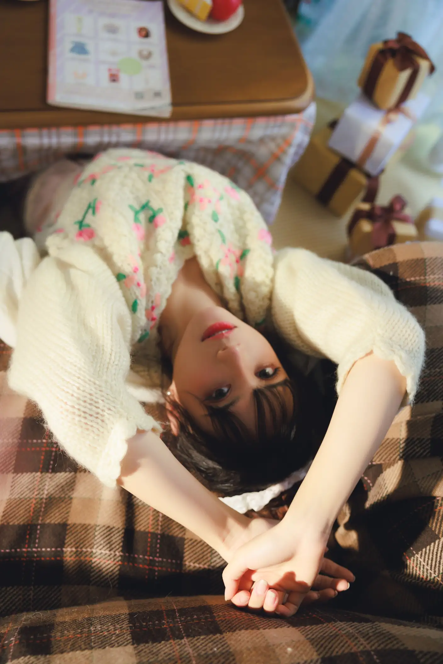 [艺图语] 2022.06.17 Vol.1207 – 少女圣诞季 贰加六#[36P]-29