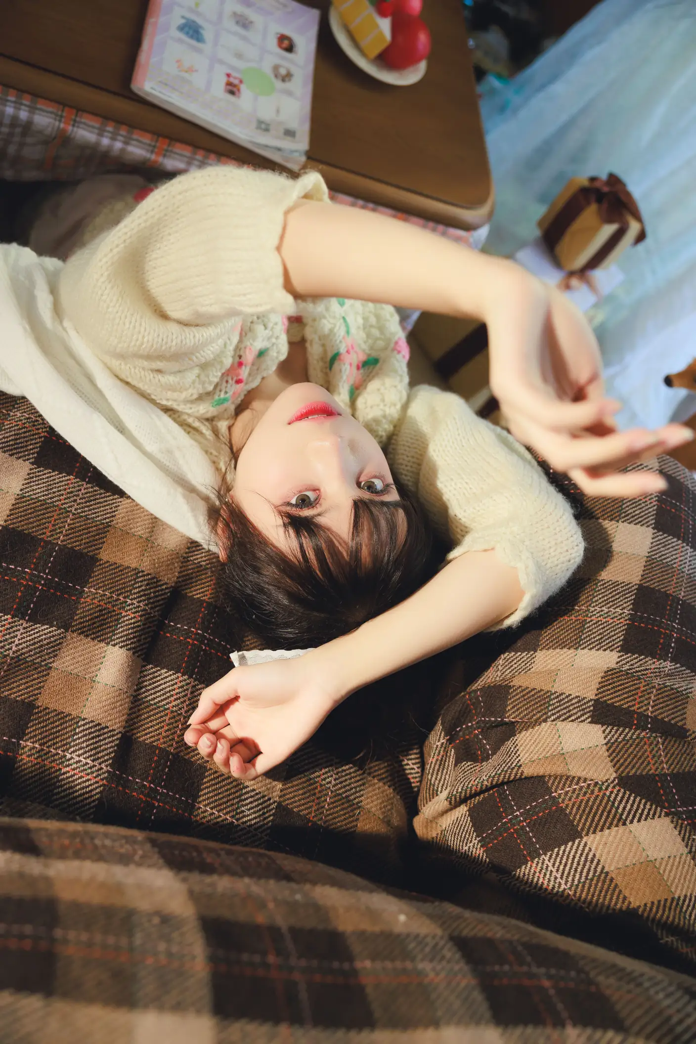 [艺图语] 2022.06.17 Vol.1207 – 少女圣诞季 贰加六#[36P]-30