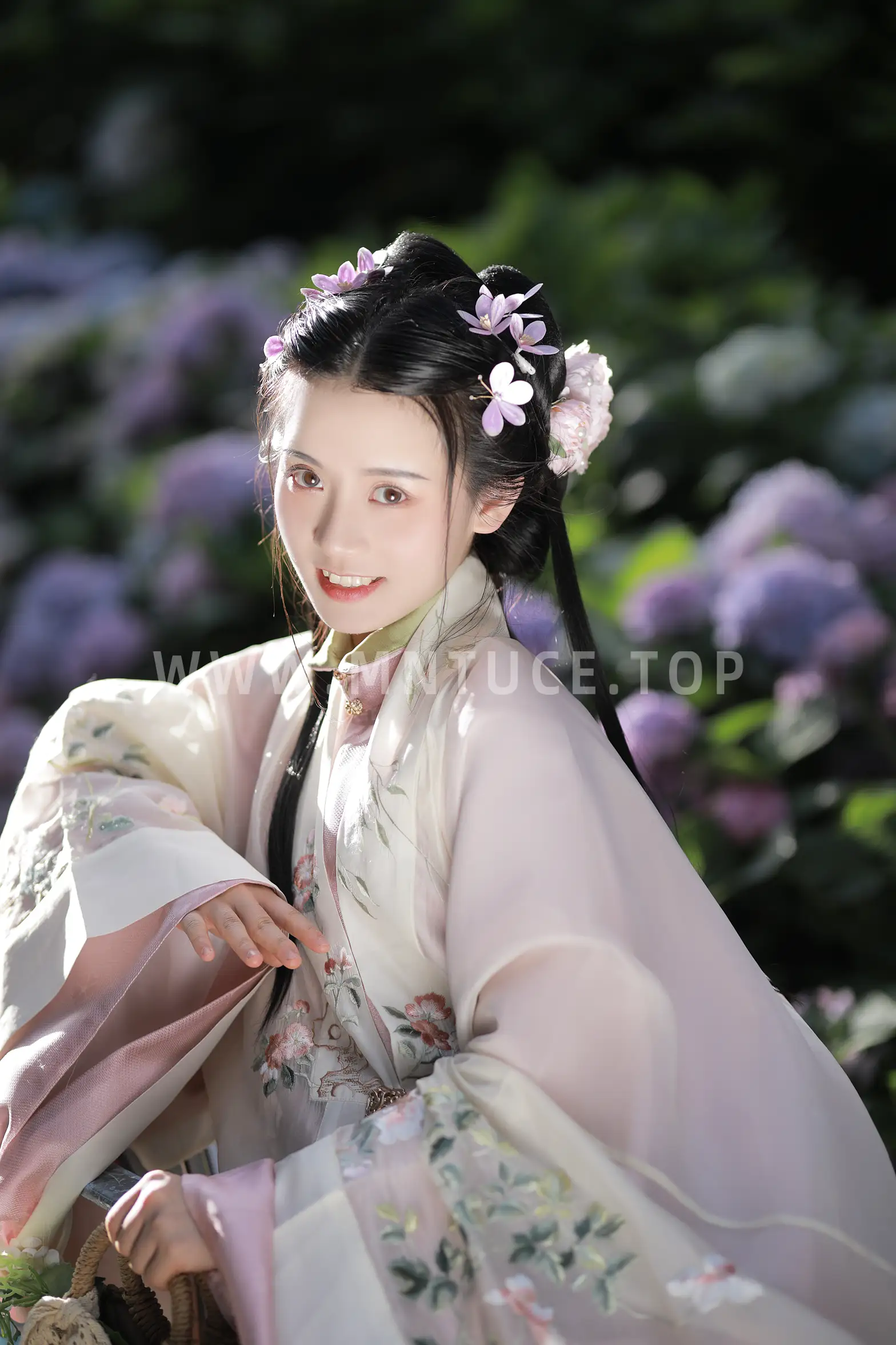 [艺图语] 2022.07.20 Vol.1535 – 一念花开，香如故 Dear-郑同学#[38P]-36