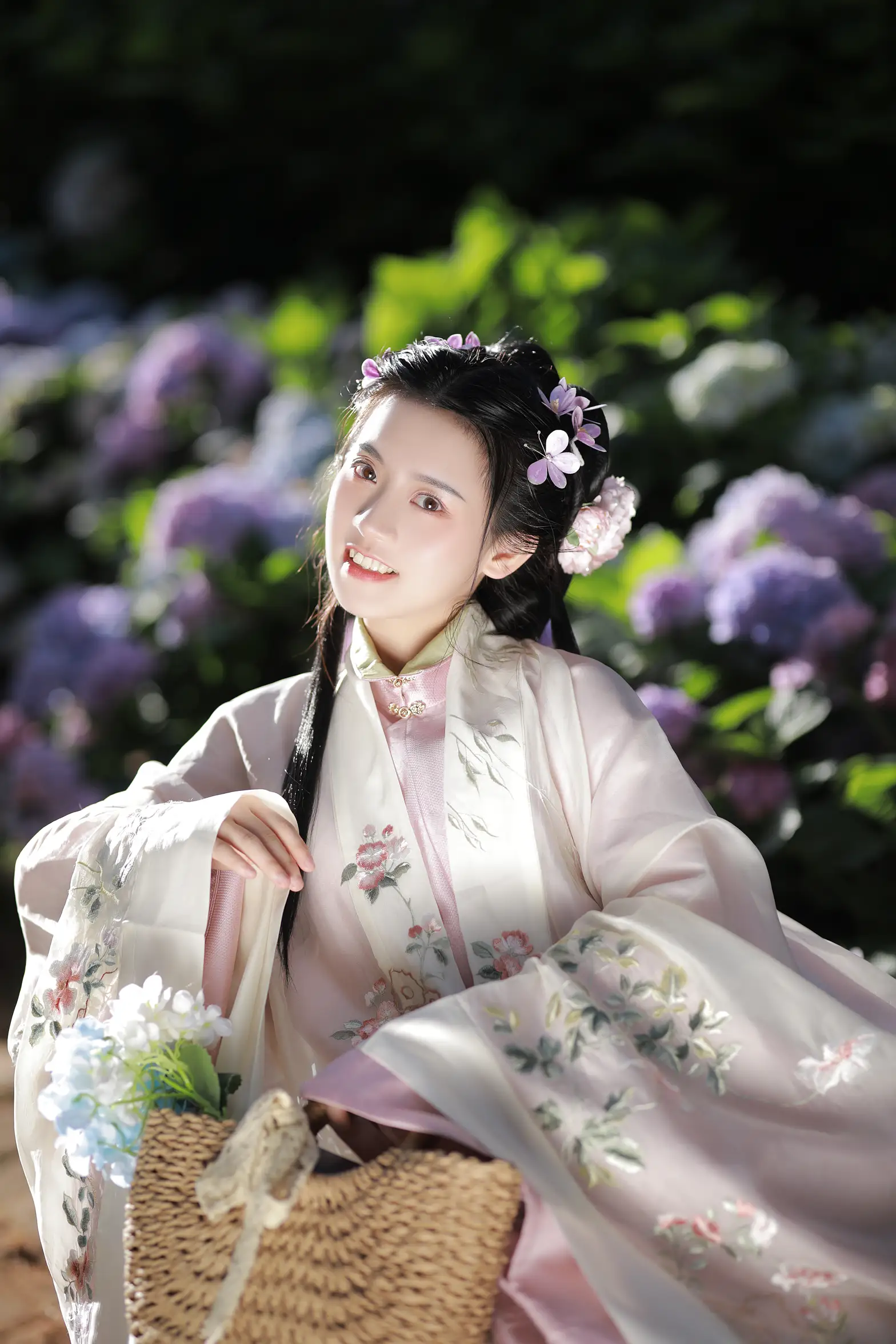 [艺图语] 2022.07.20 Vol.1535 – 一念花开，香如故 Dear-郑同学#[38P]-2