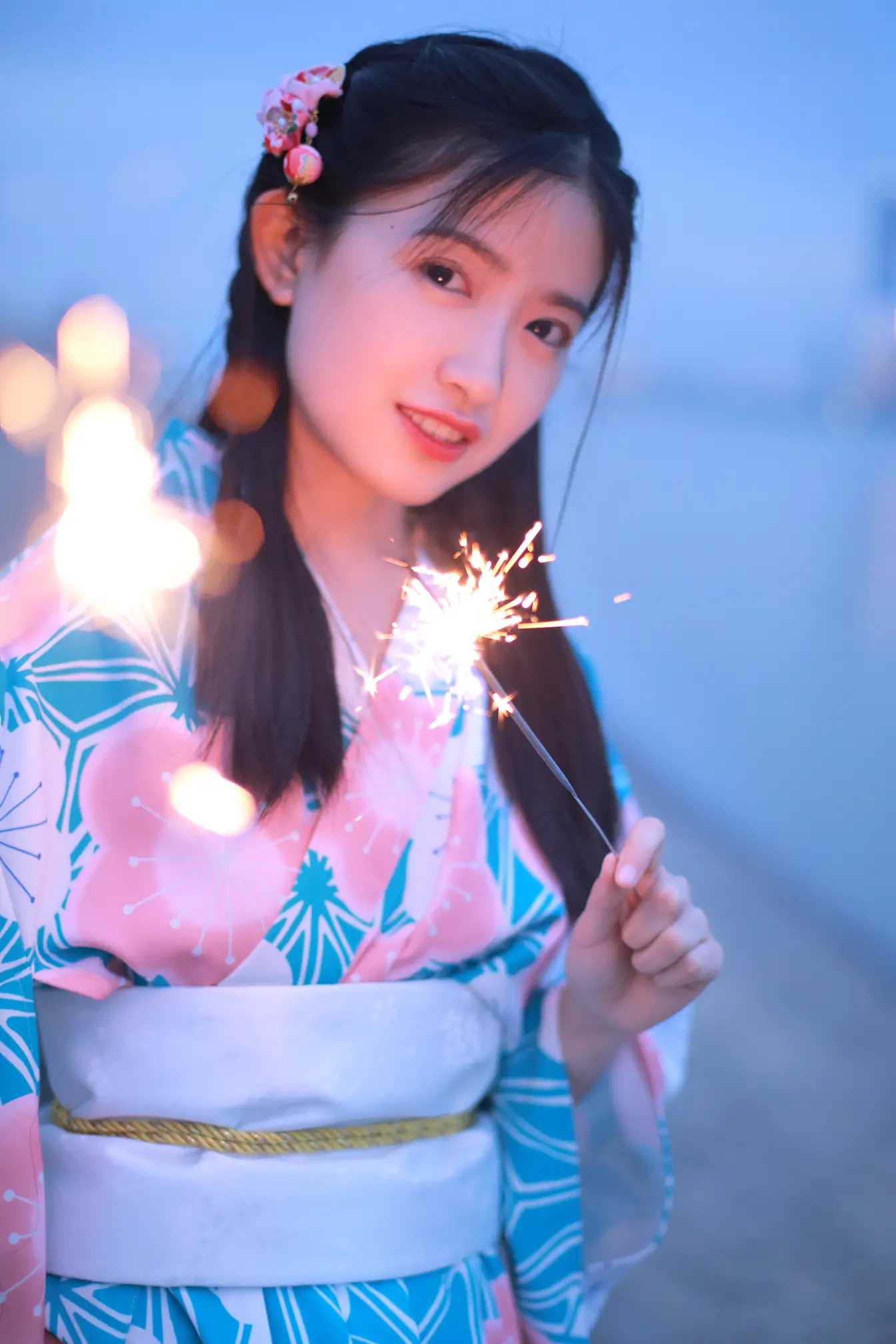 [艺图语] 2022.06.06 Vol.1095 – 花火 小草草呀#[22P]-11