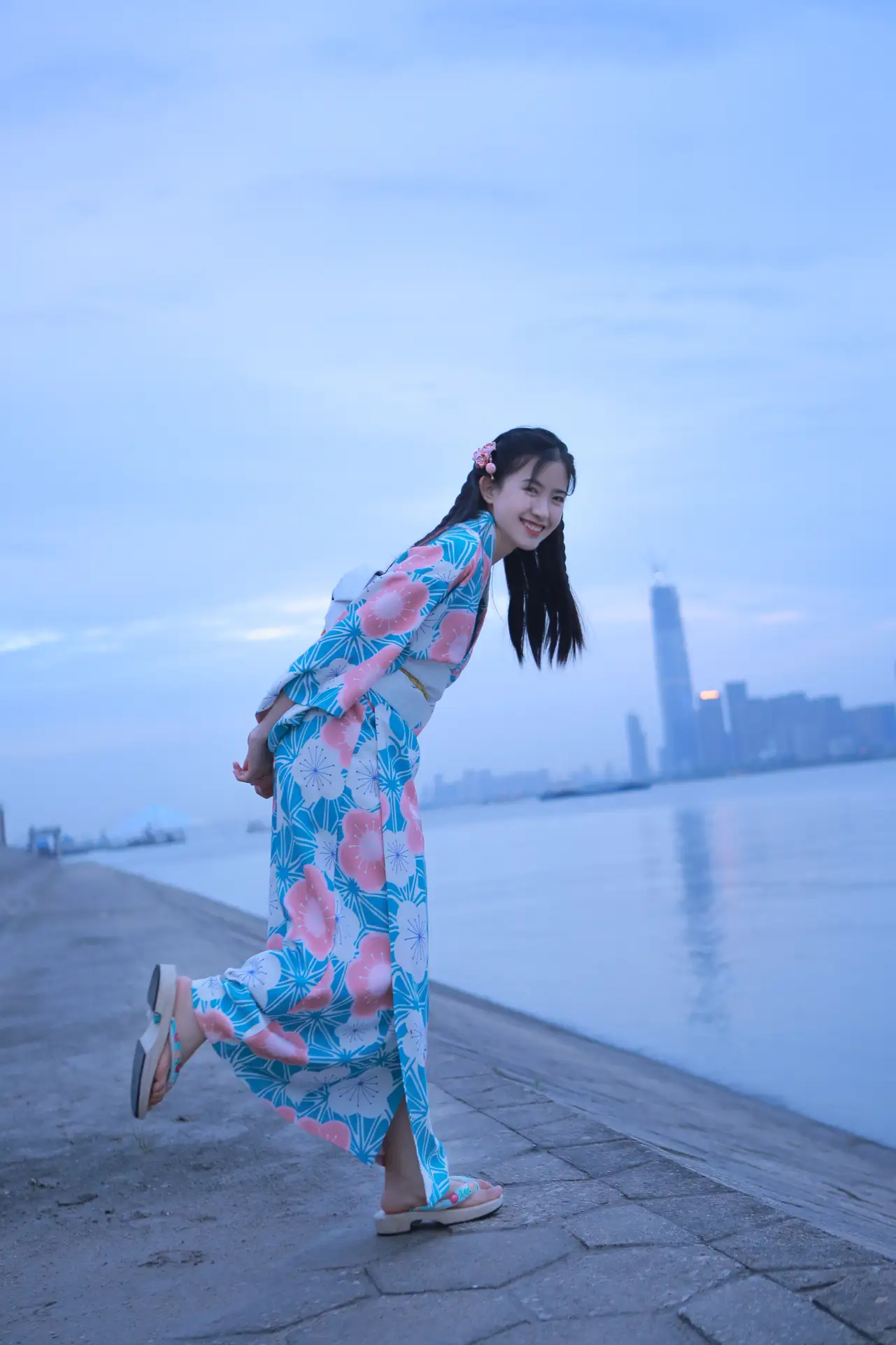 [艺图语] 2022.06.06 Vol.1095 – 花火 小草草呀#[22P]-13