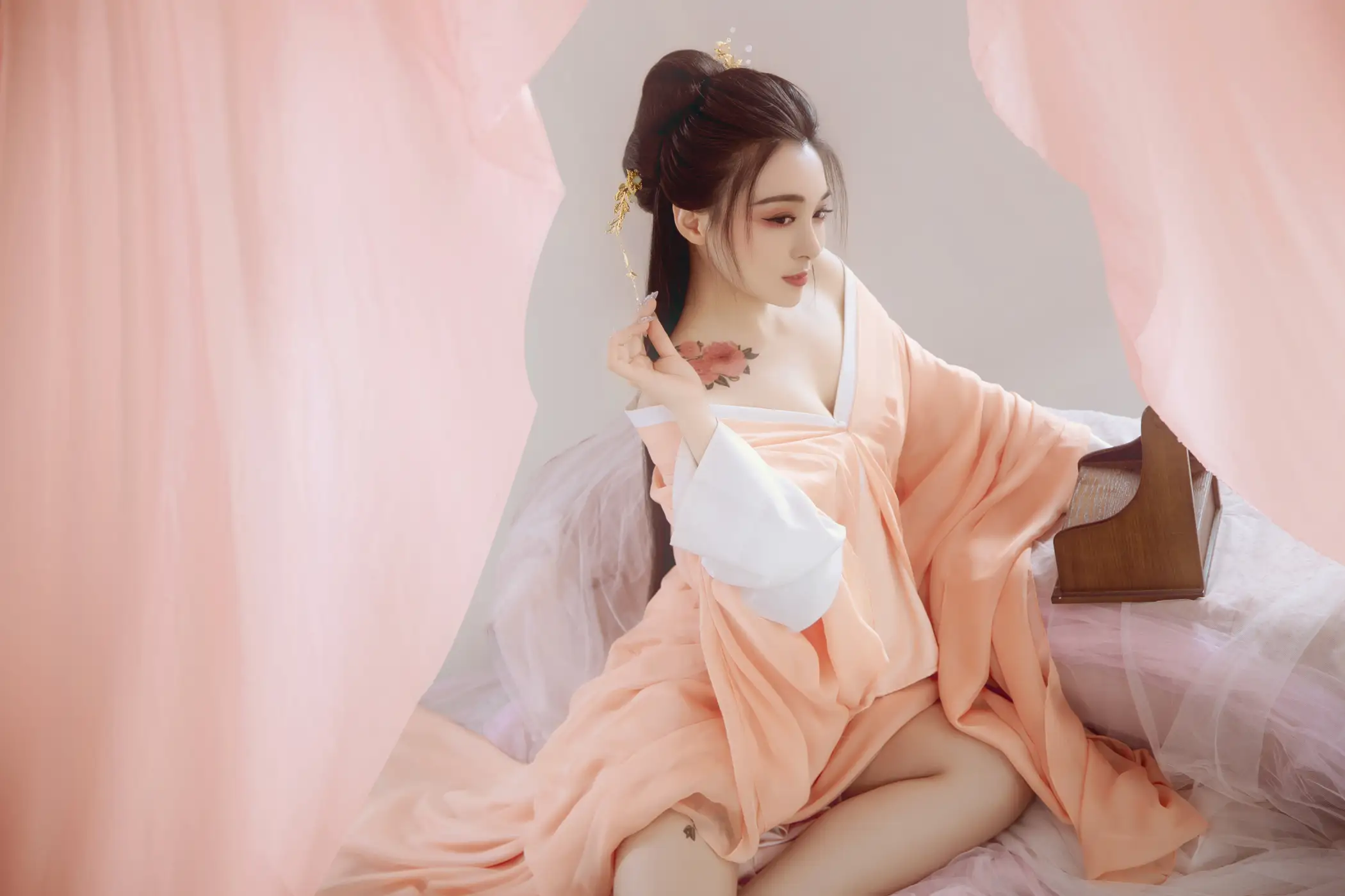 [艺图语] 2022.02.19 Vol.824 – 媚青闺 倩宝#[22P]-9