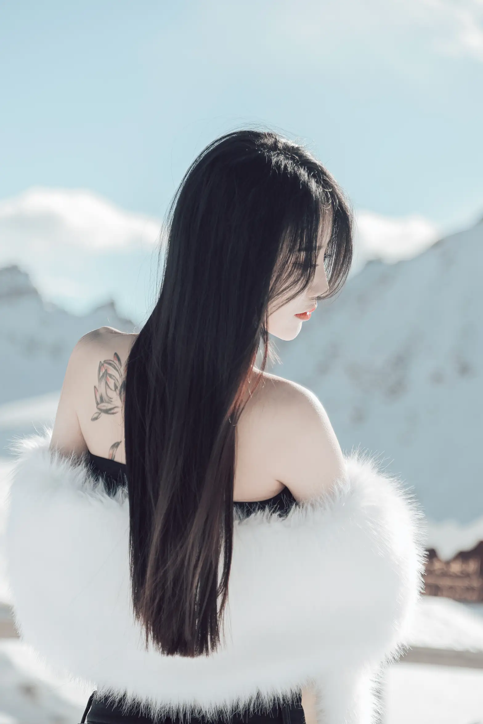 [艺图语] 2022.06.21 Vol.1243 – 冰雪之巅 婷婷#[34P]-25