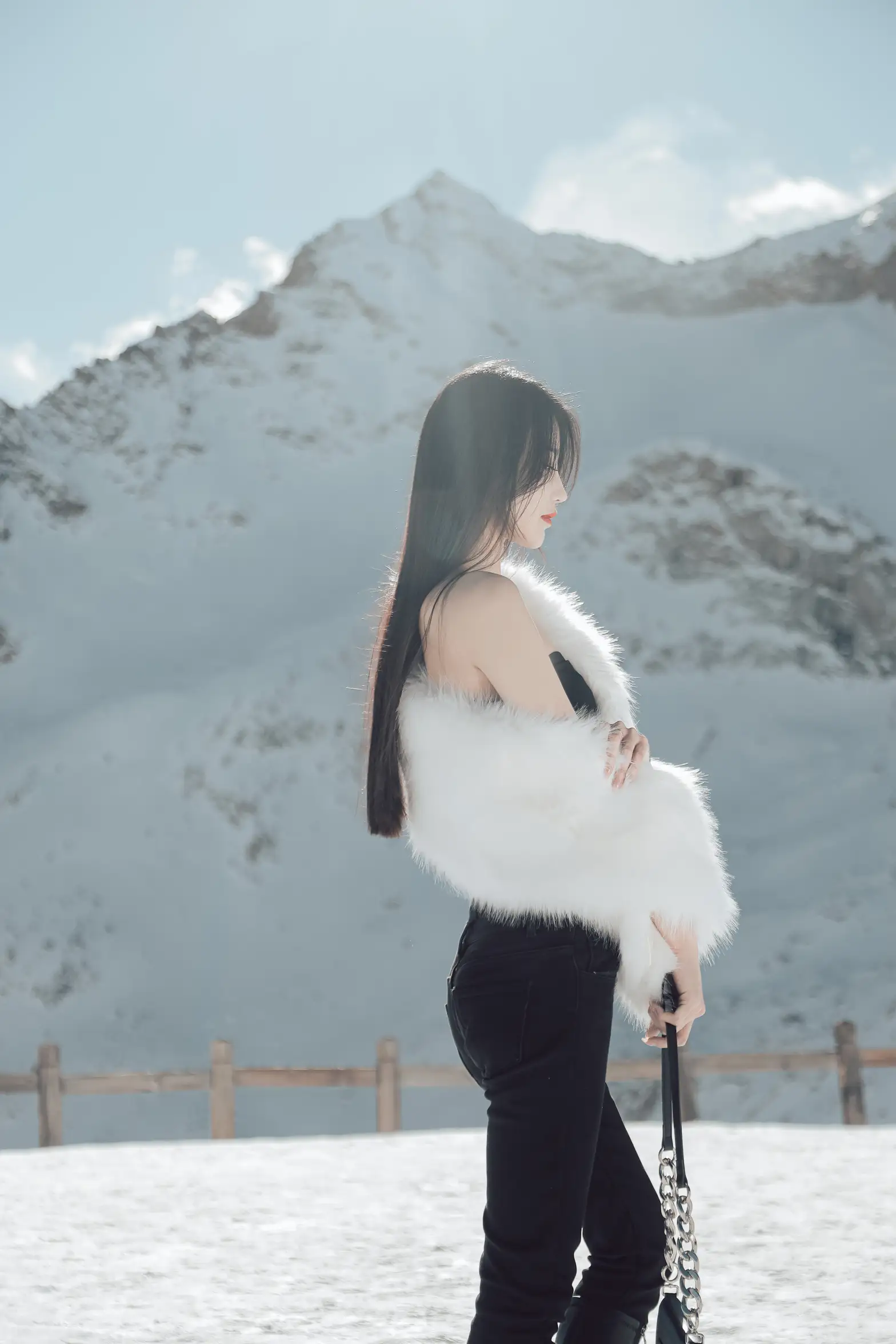 [艺图语] 2022.06.21 Vol.1243 – 冰雪之巅 婷婷#[34P]-31