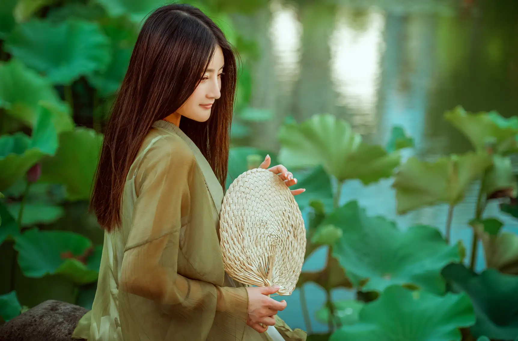 [艺图语] 2022.08.07 Vol.1643 – 荷韵 Smile#[39P]-29