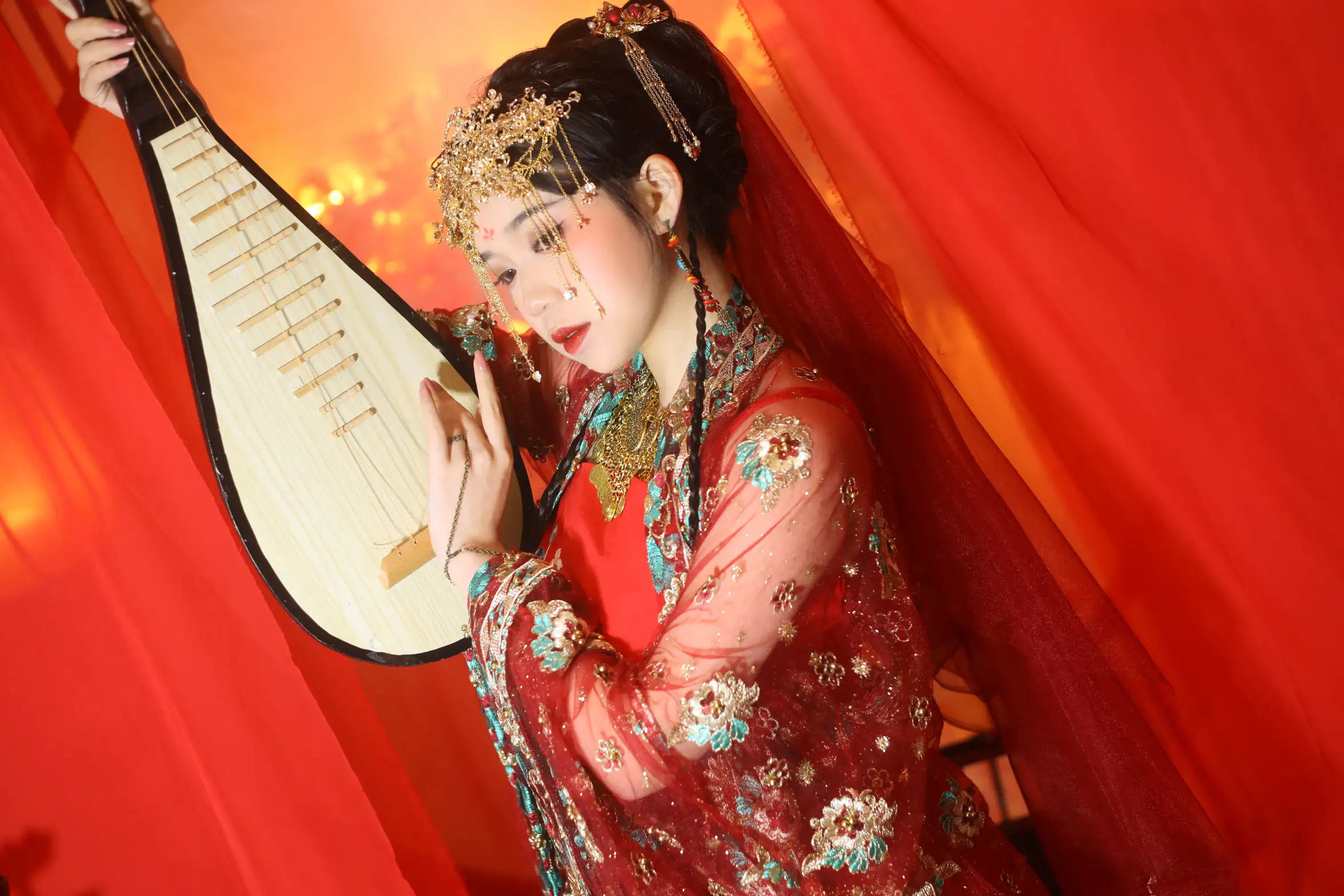 [艺图语] 2022.08.31 Vol.1839 – 异域舞姬 一只高高#[22P]-19