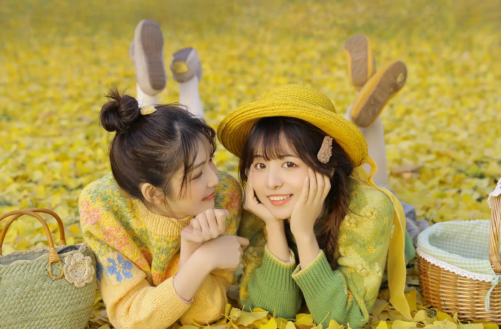 [艺图语] 2022.07.31 Vol.1590 – 今日天气宜见面 金迪-Vivian&一栗橘#[22P]-15