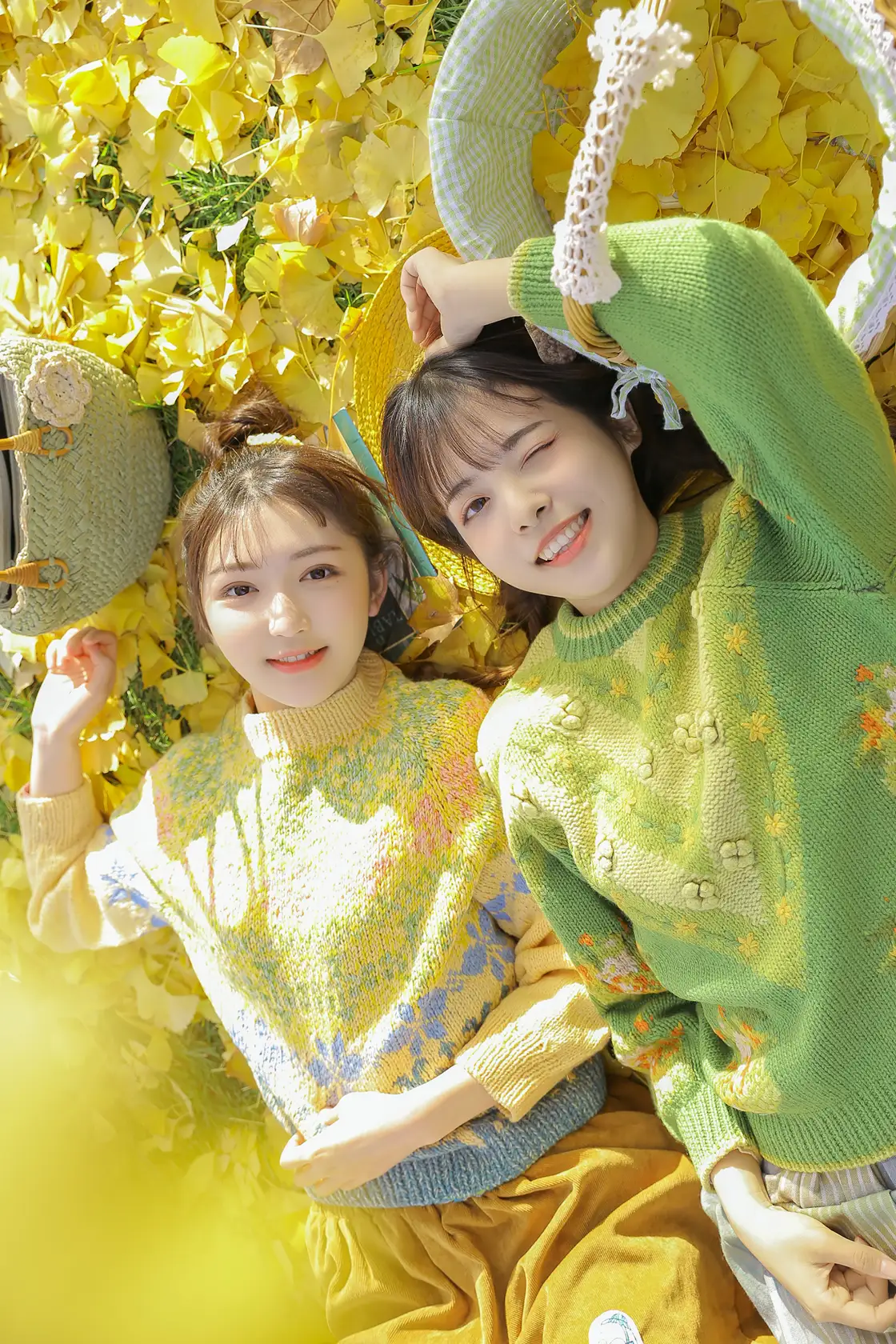 [艺图语] 2022.07.31 Vol.1590 – 今日天气宜见面 金迪-Vivian&一栗橘#[22P]-21