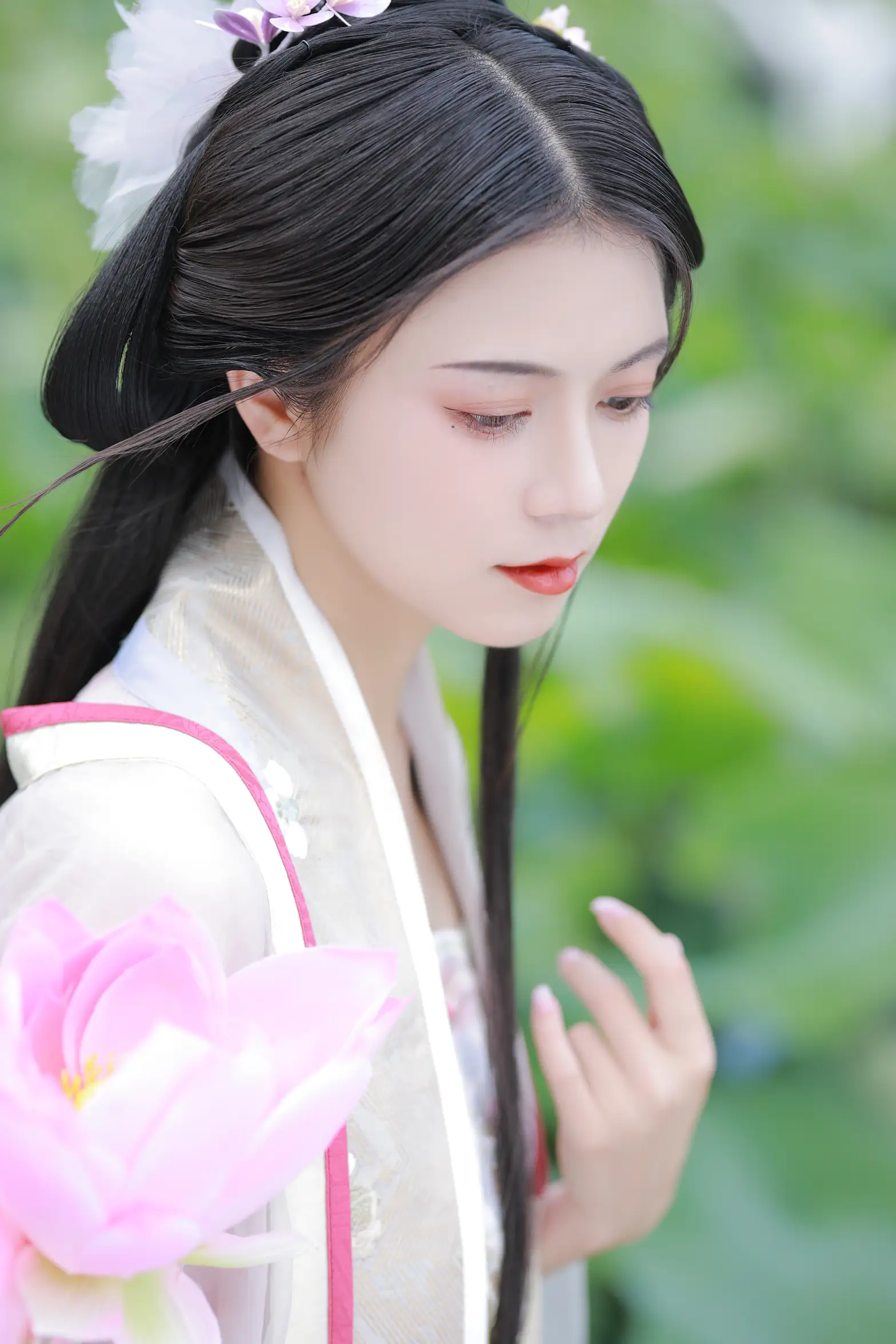 [艺图语] 2022.08.06 Vol.1639 – 山有扶苏，隰有荷华 吾岁#[39P]-2