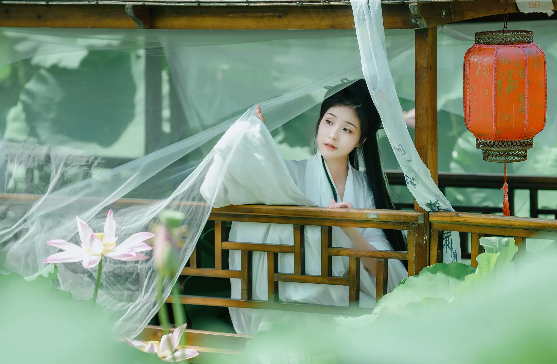 [艺图语] 2022.08.23 Vol.1772 – 花开盛夏 墨墨#[22P]-13