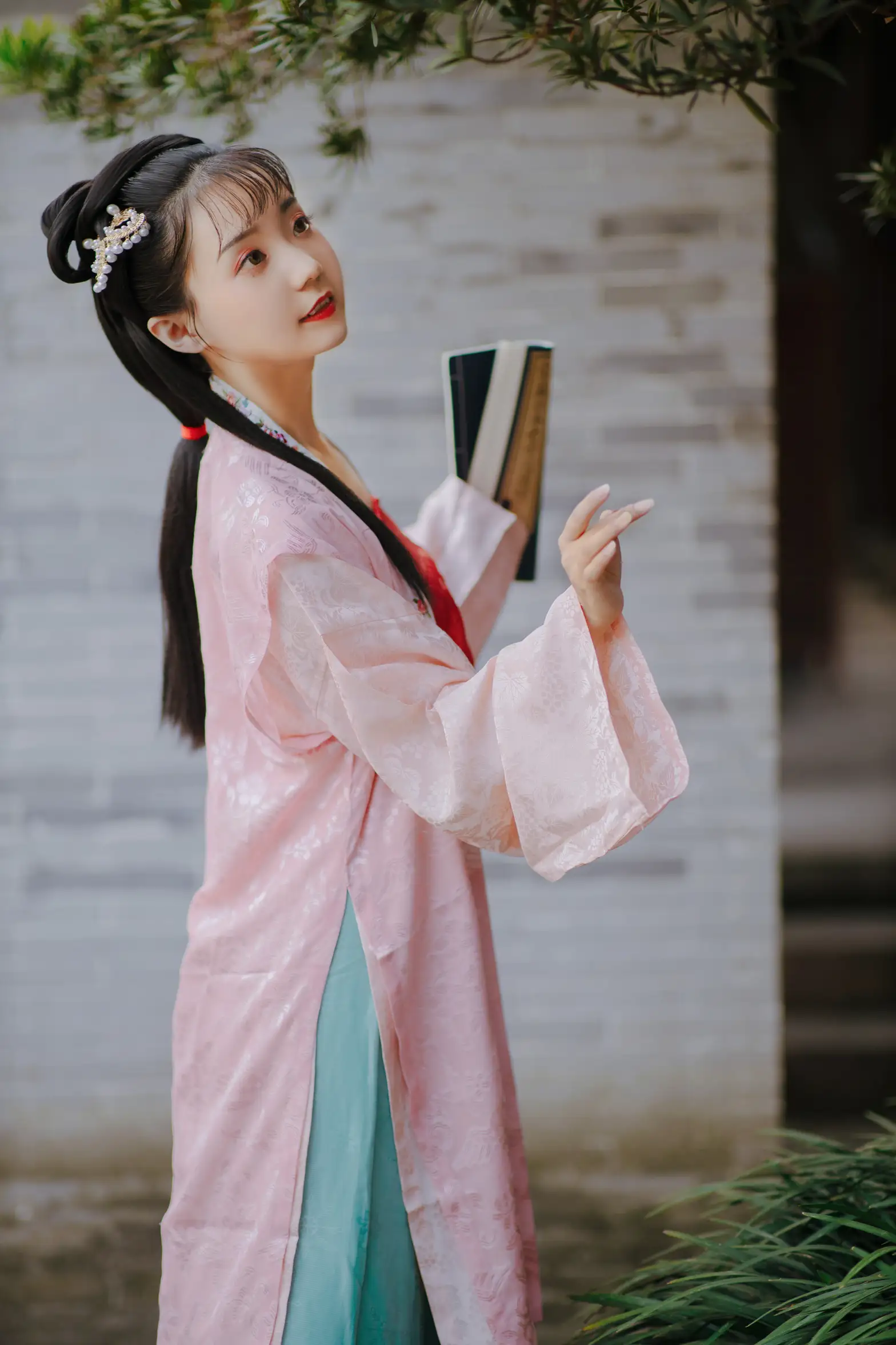 [艺图语] 2022.02.21 Vol.835 – 锁清秋 简森_Red#[25P]-23