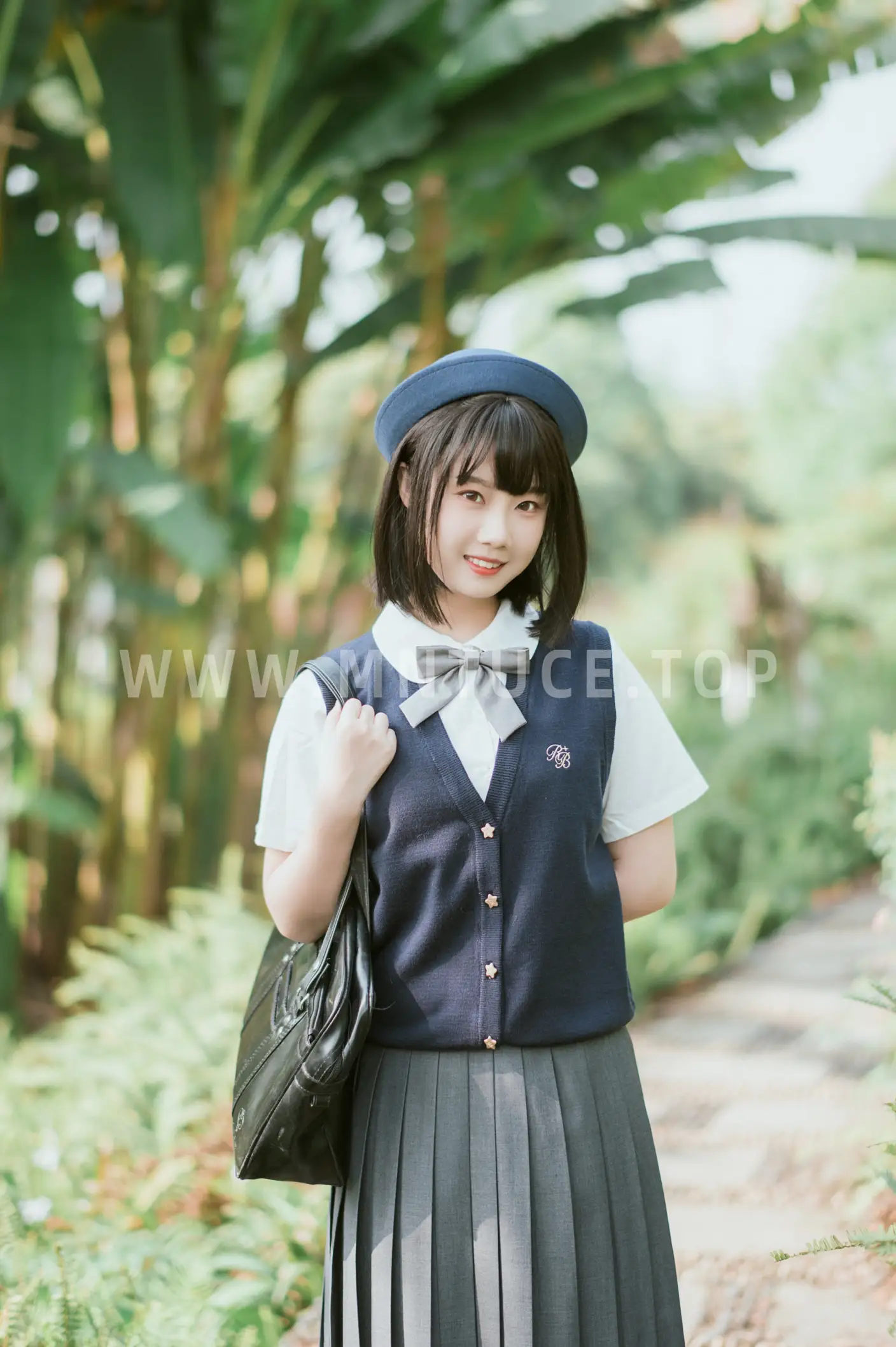 [艺图语] 2022.05.24 Vol.0974 – 阳光亲和度 紫卿#[26P]-14
