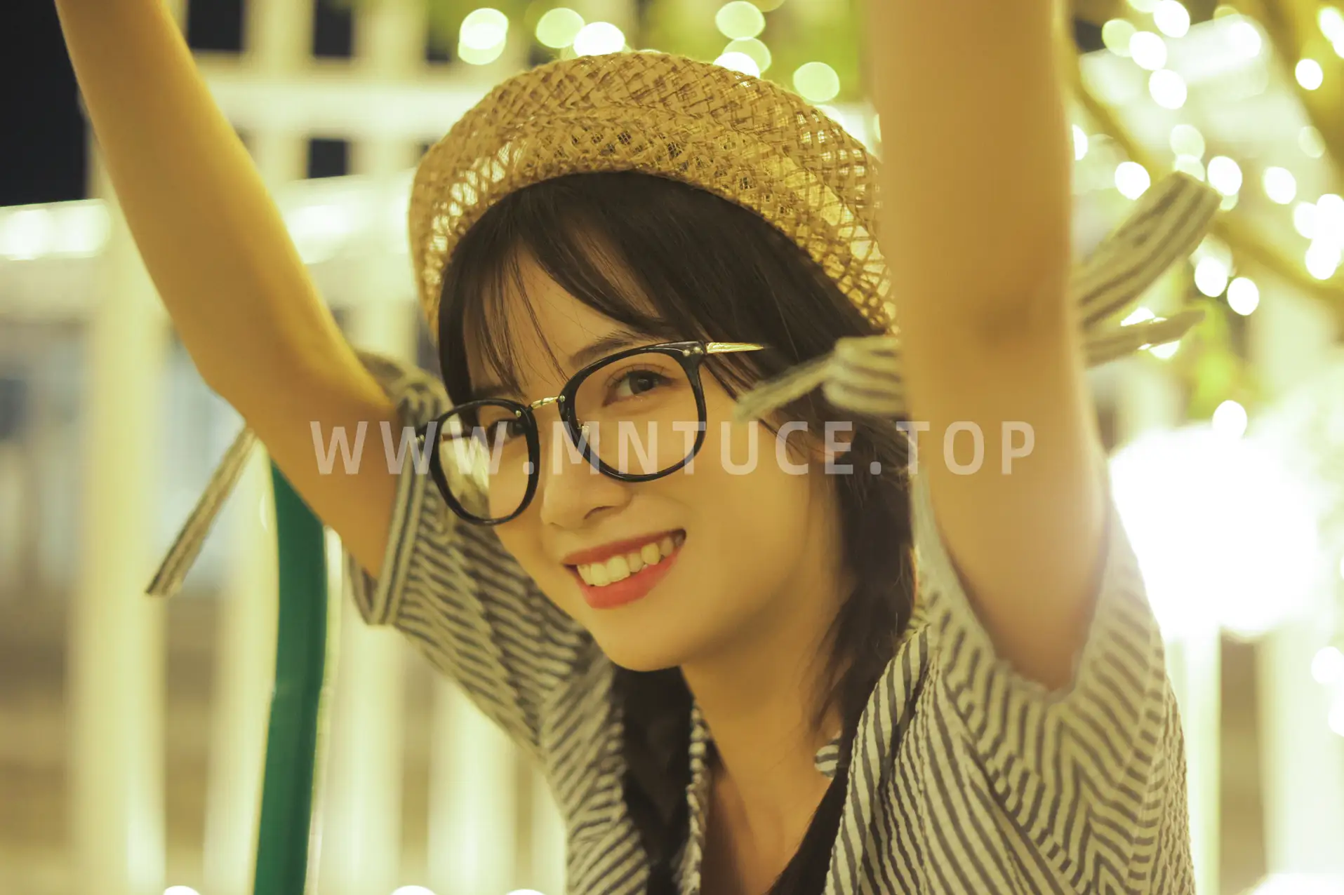 [艺图语] 2022.08.12 Vol.1689 – 星光乐园 一只阿梦崽#[42P]-36