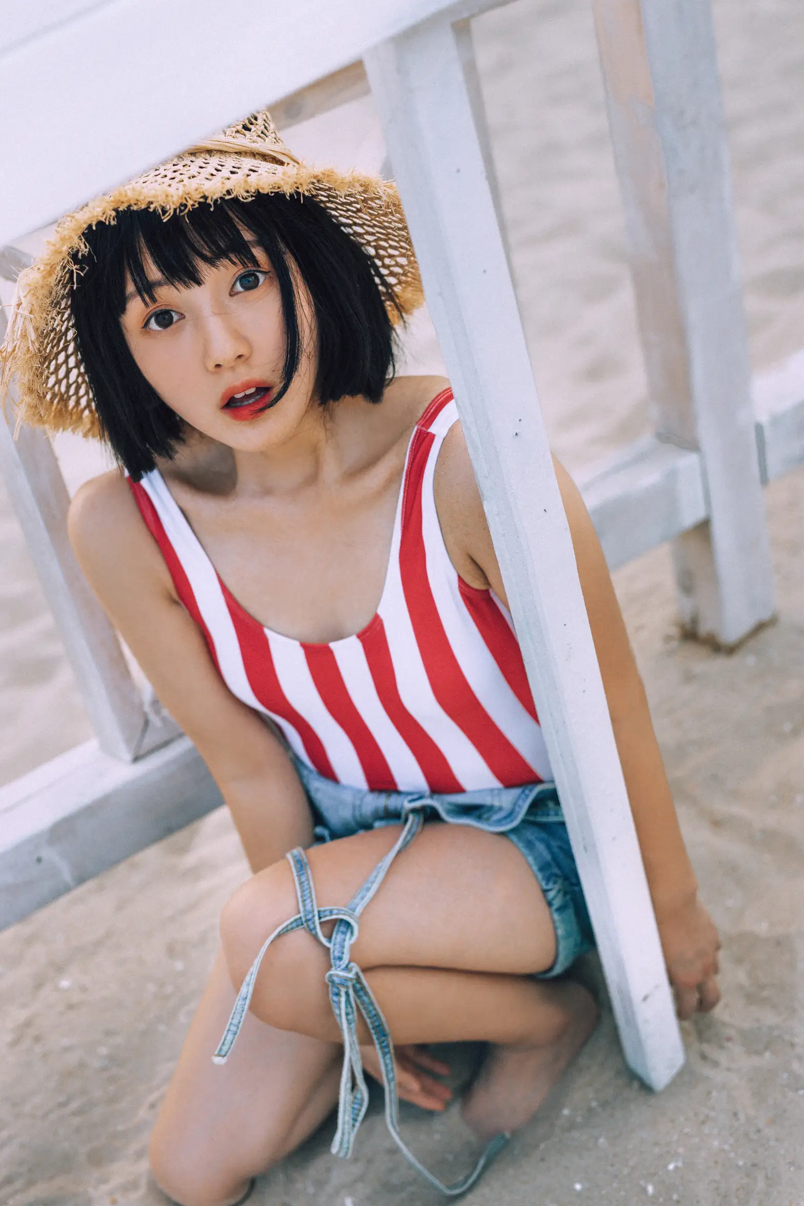 [艺图语] 2021.11.24 Vol.467 – 红色沙滩少女 黎美汐#[42P]-31