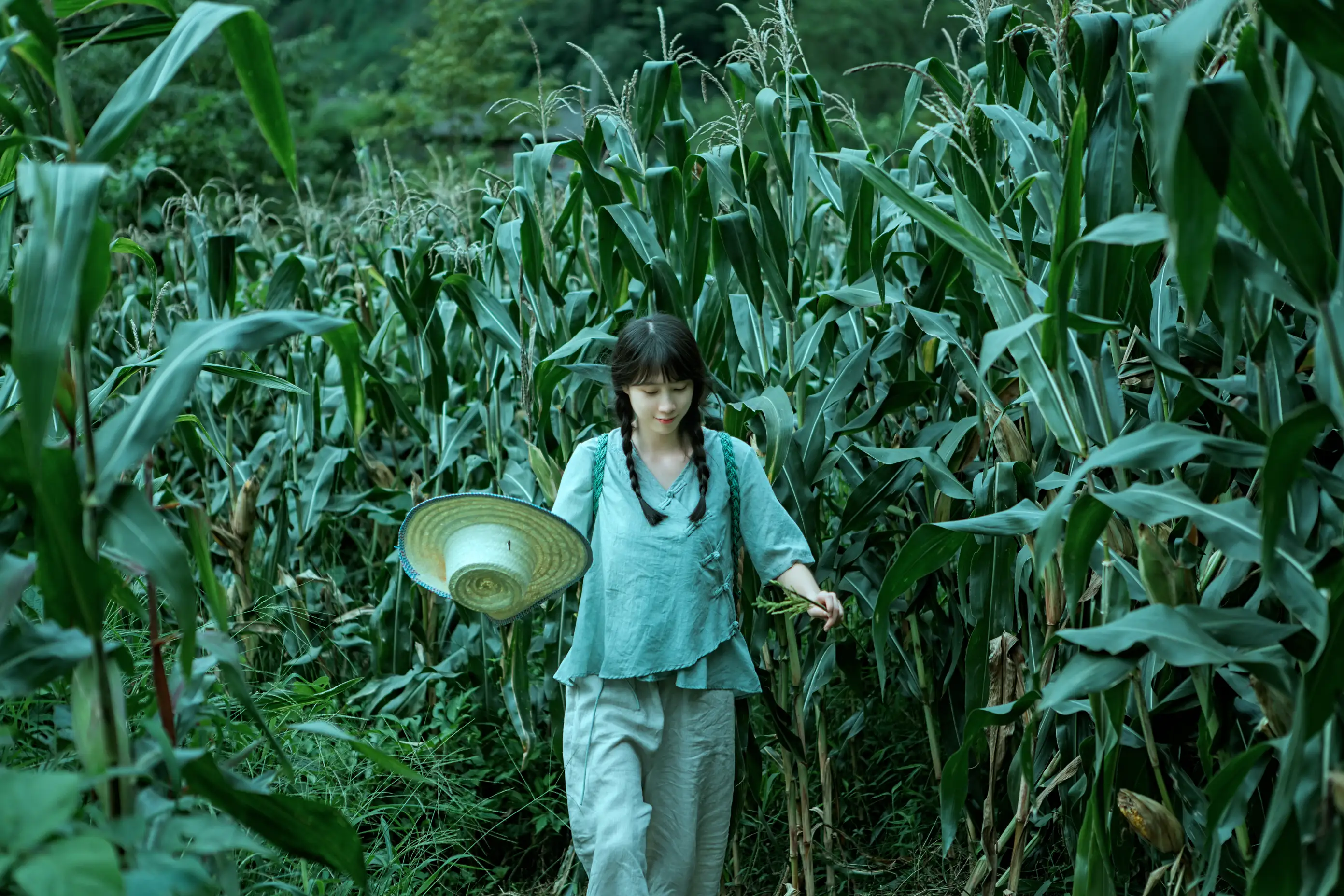 [YITUYU] 2022.01.08 Vol.608 – End of Heat First tea#[35P]-2