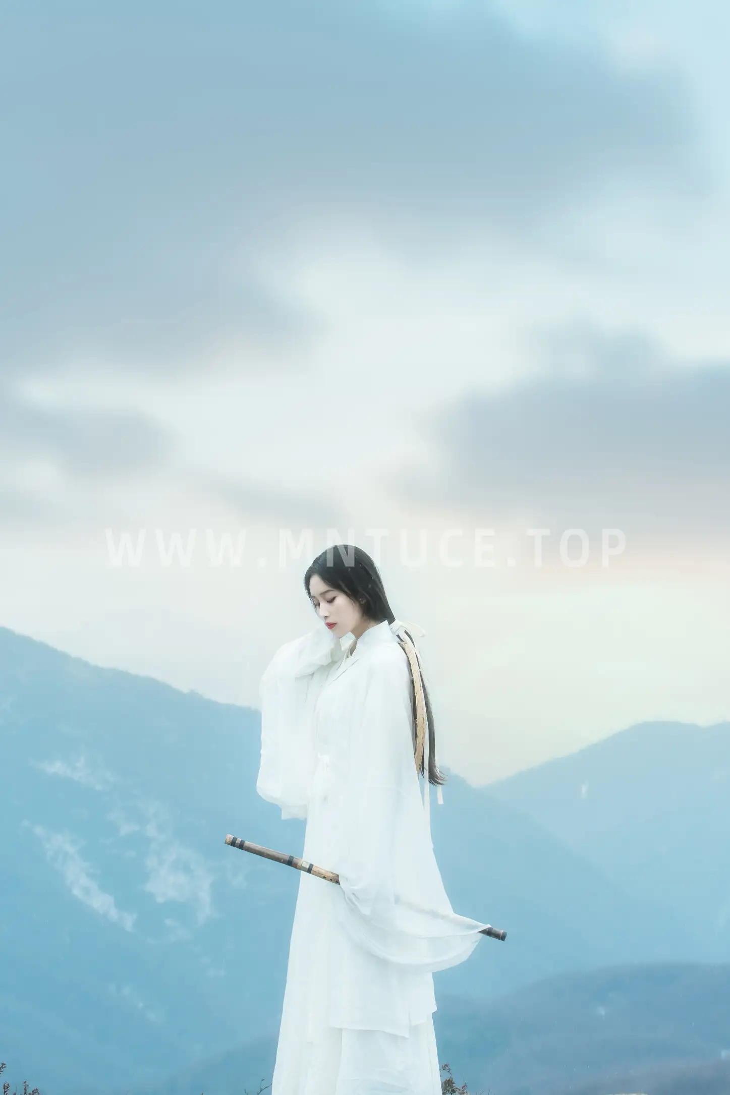 [艺图语] 2021.12.20 Vol.504 – 千山云 酒里#[23P]-19