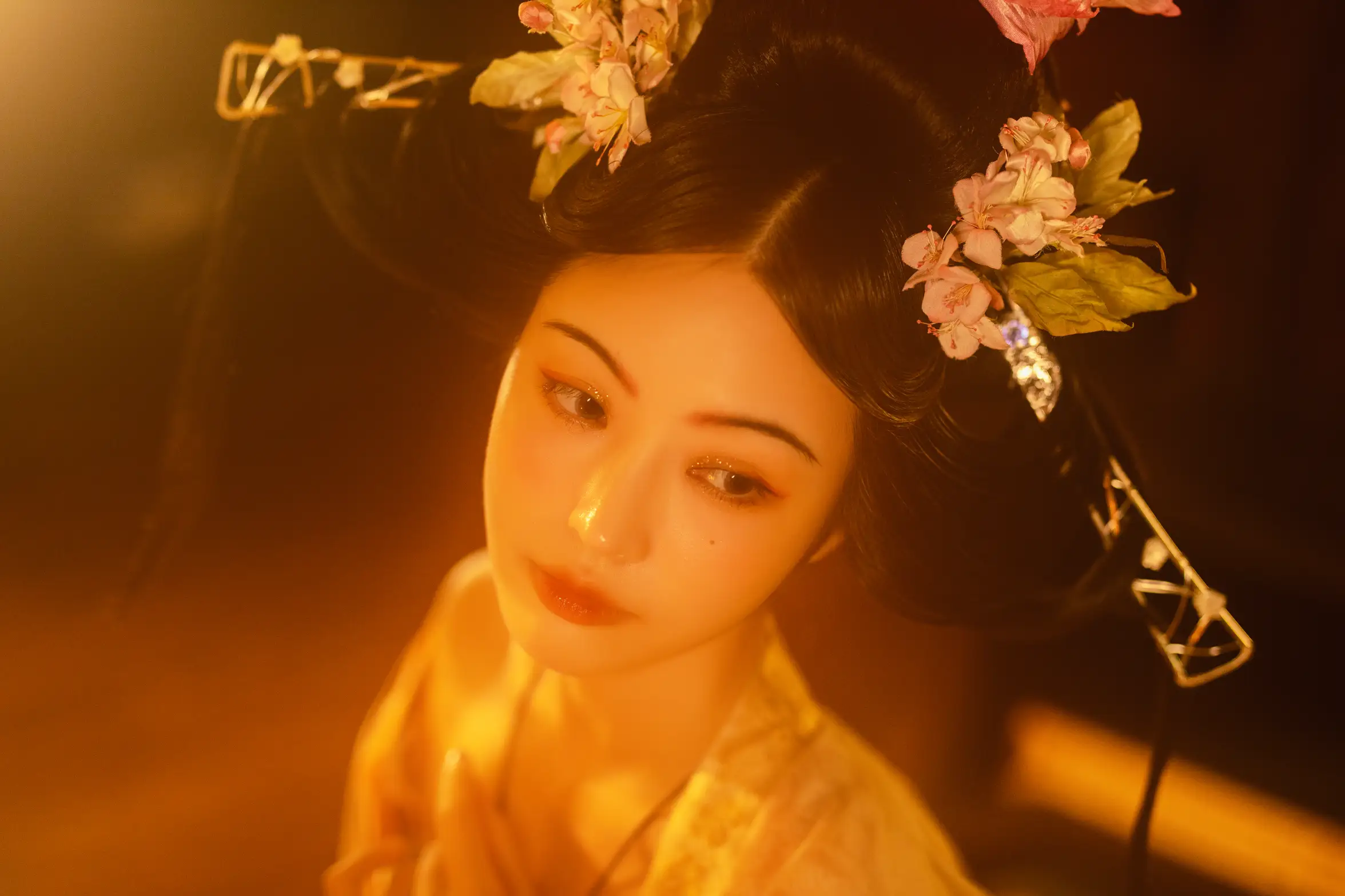[艺图语] 2021.08.30 Vol.192 – 藏娇 兰因#[24P]-11