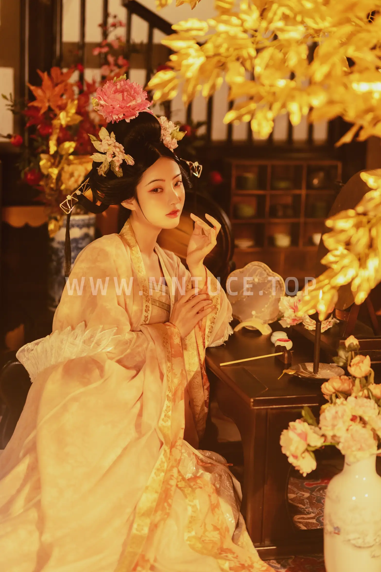 [艺图语] 2021.08.30 Vol.192 – 藏娇 兰因#[24P]-18