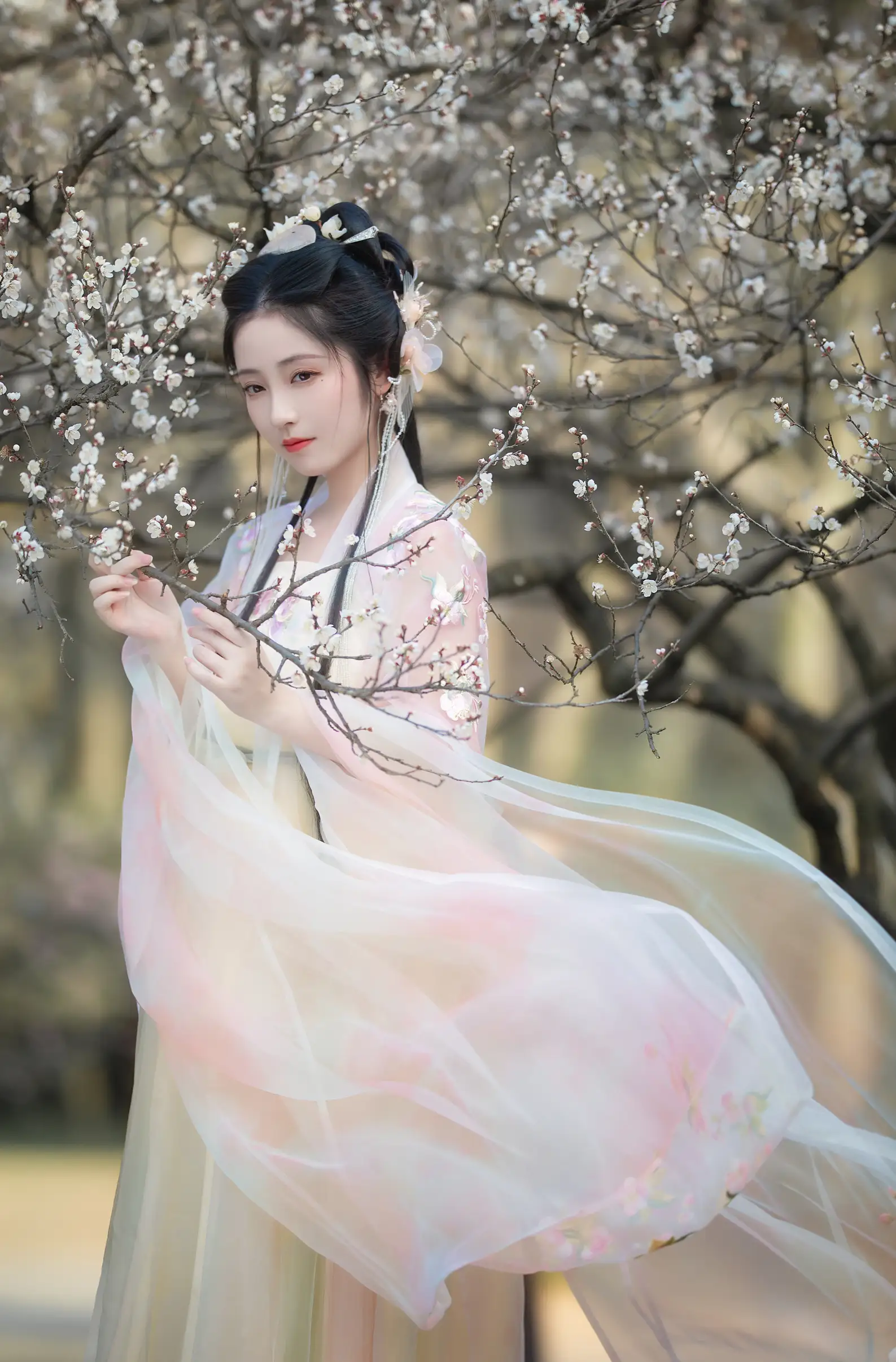 [艺图语] 2022.06.04 Vol.1075 – 暗香 小温暖想要个大太阳#[22P]-6