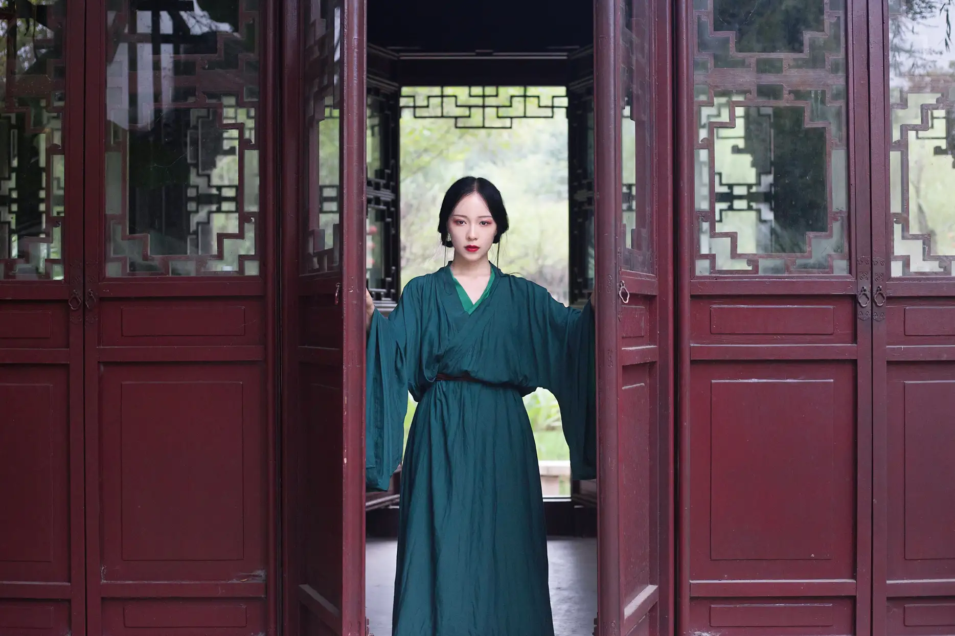 [艺图语] 2021.11.01 Vol.409 – 红豆 木冉#[41P]-1