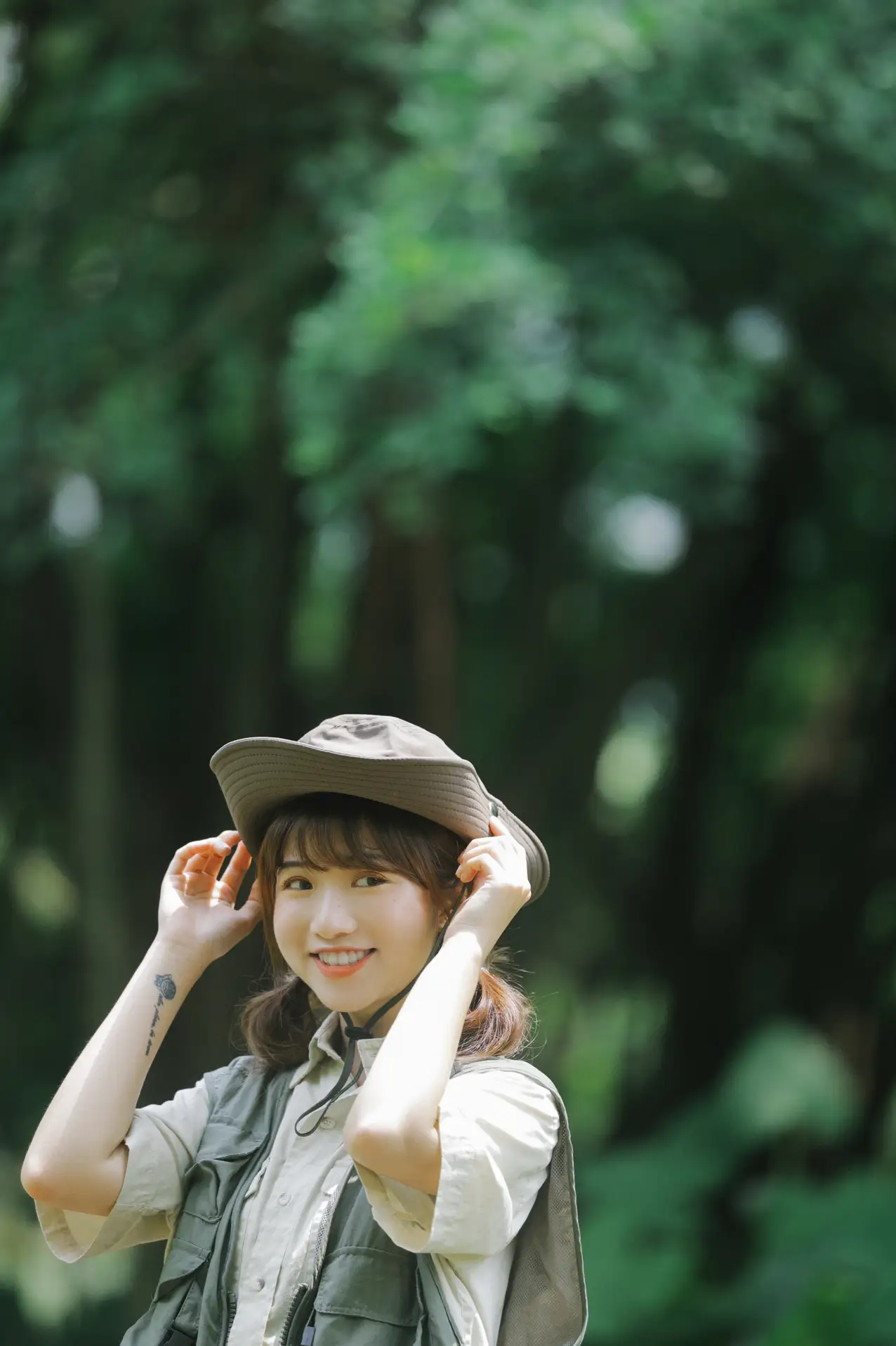 [艺图语] 2022.07.08 Vol.1417 – 夏日露营 蓝胖子-#[34P]-33