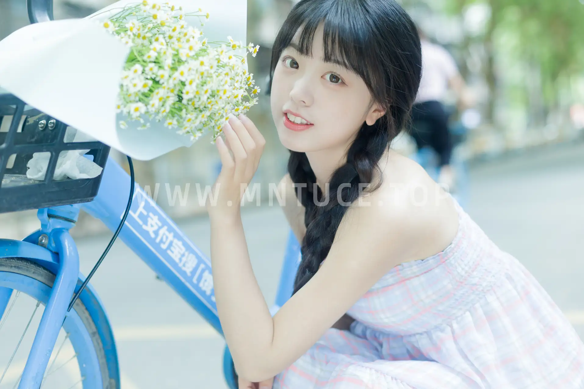 [艺图语] 2022.08.12 Vol.1688 – 夏天是洋甘菊的气味 可爱泡泡呀#[33P]-8