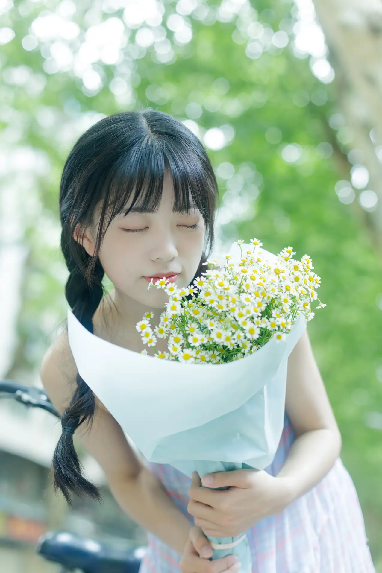 [艺图语] 2022.08.12 Vol.1688 – 夏天是洋甘菊的气味 可爱泡泡呀#[33P]-3