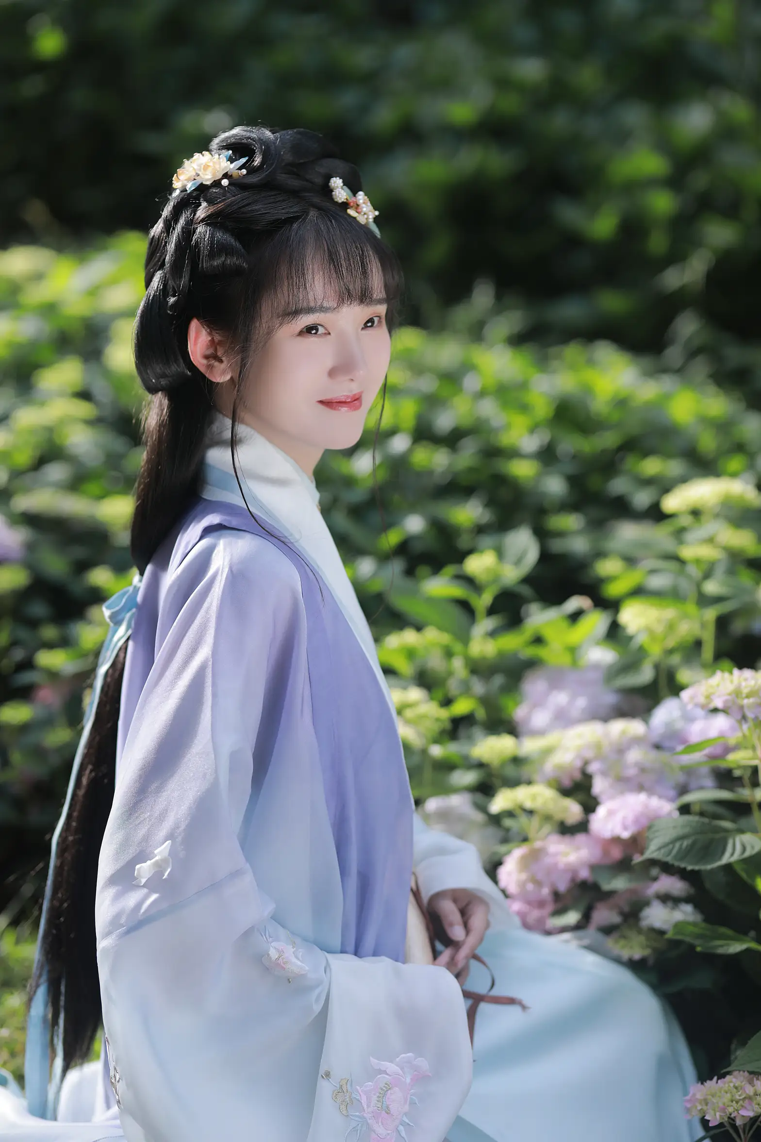 [艺图语] 2022.07.01 Vol.1342 – 风有约，花不误 甜甜阑#[22P]-10