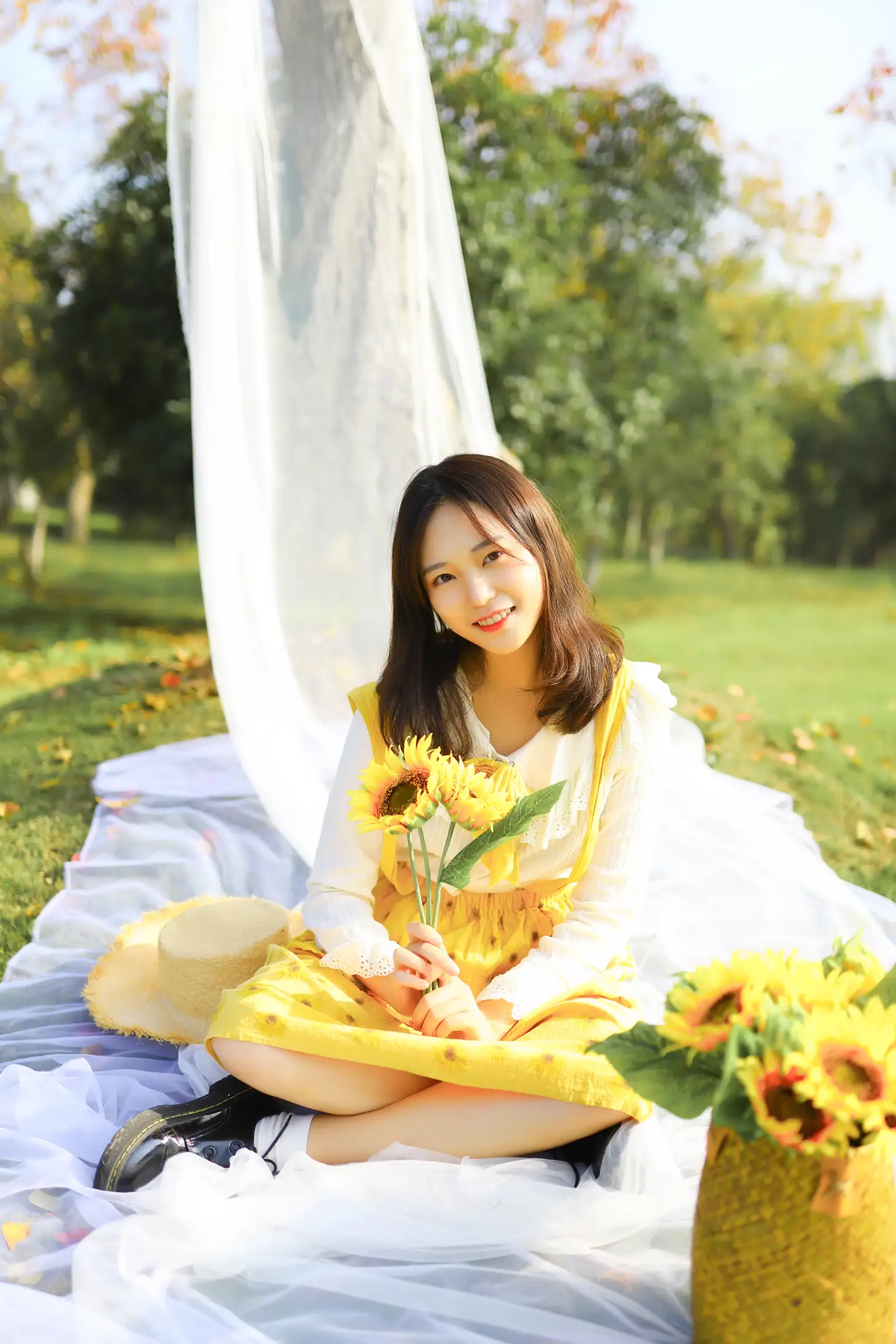 [艺图语] 2022.08.27 Vol.1804 – 向阳而生 芊芊#[23P]-20