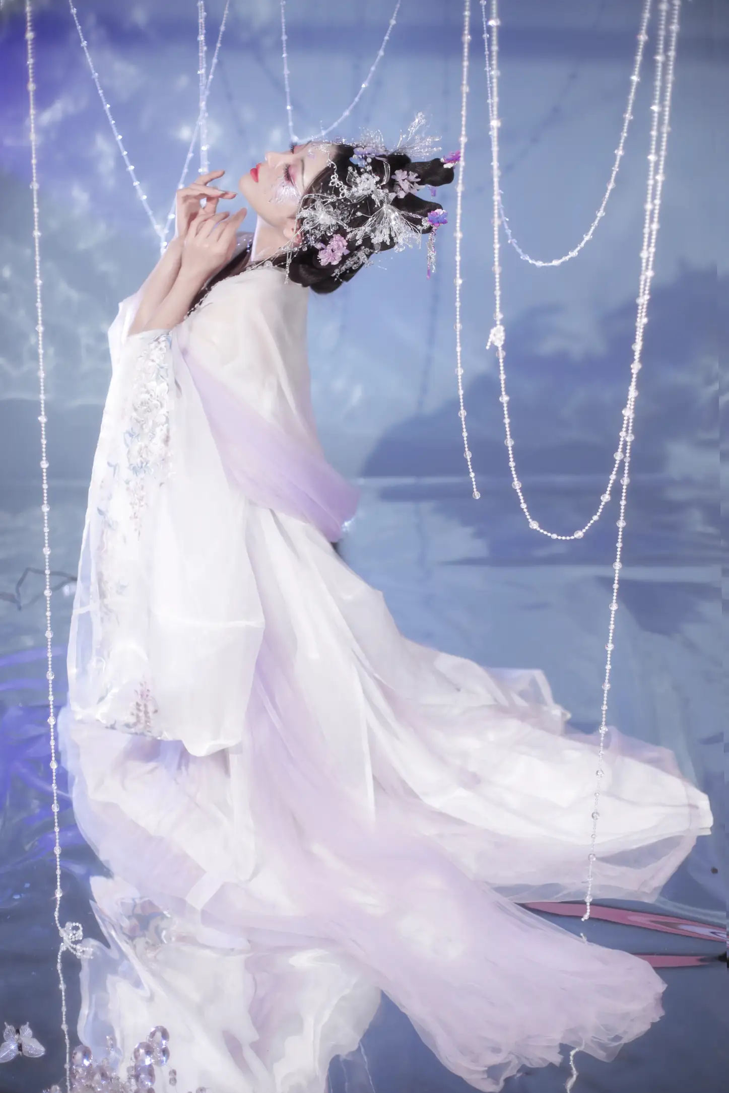 [艺图语] 2022.06.02 Vol.1061 – 寒潭冰蝴蝶 苍玄#[20P]-13