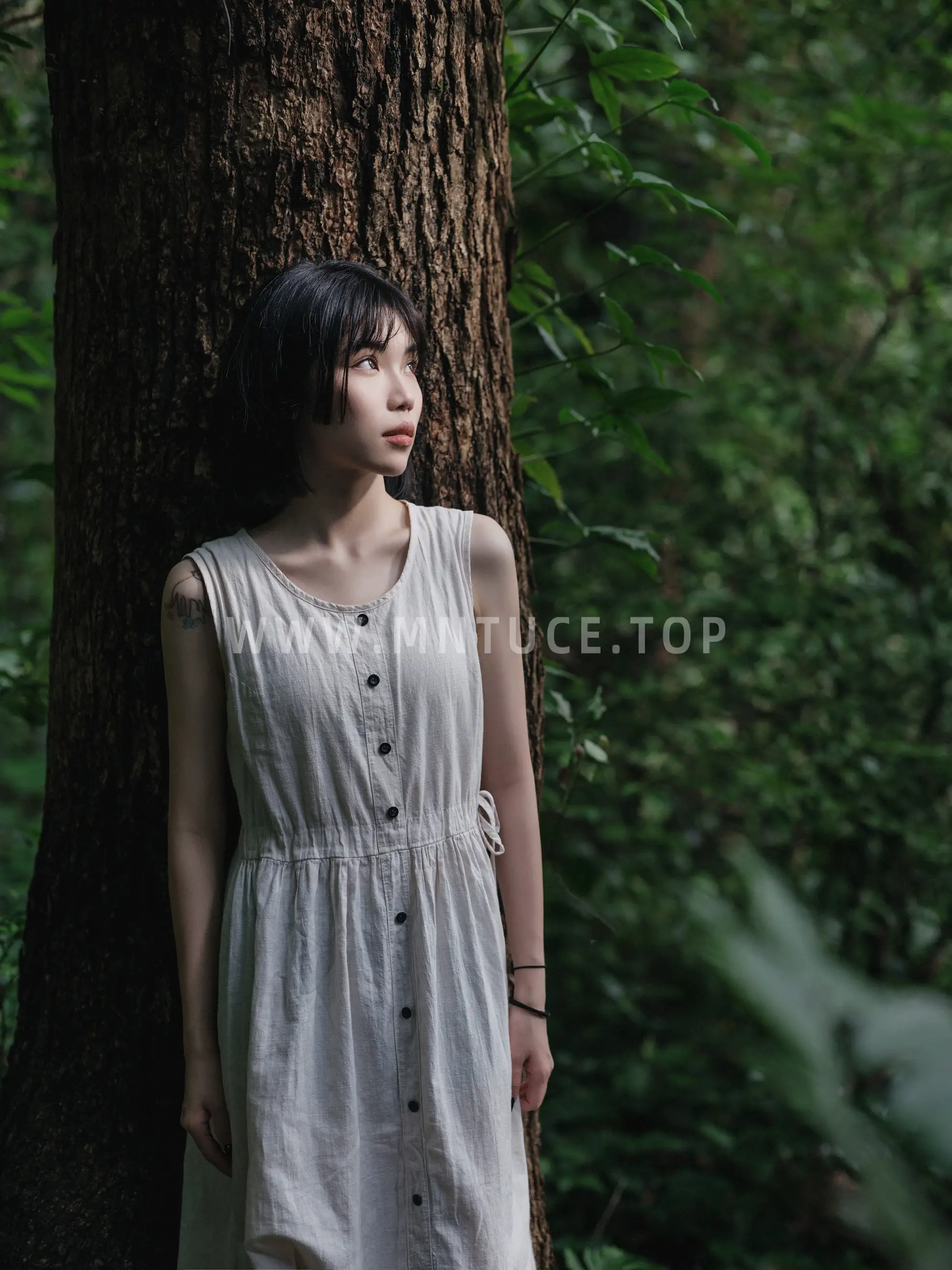 [艺图语] 2022.08.09 Vol.1659 – 爱笑的眼睛 PP#[60P]-18