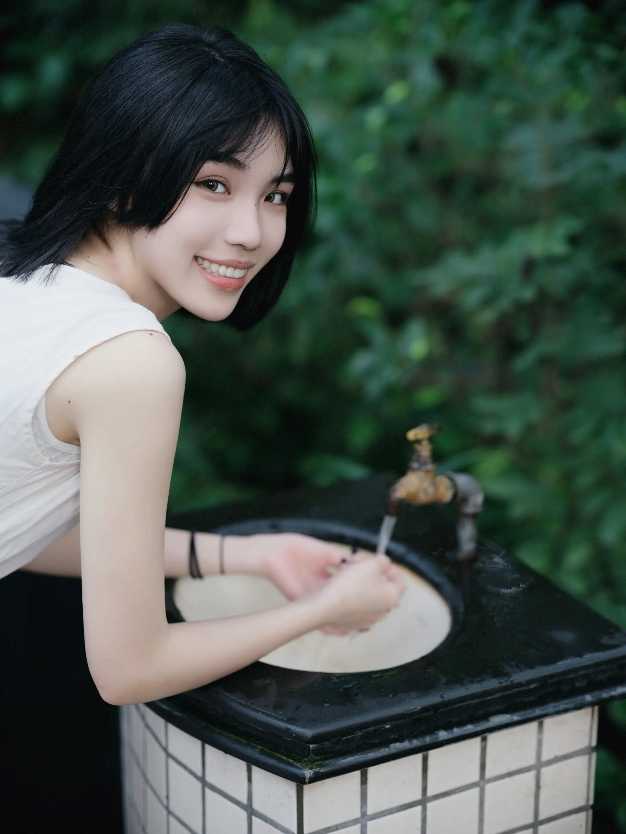 [艺图语] 2022.08.09 Vol.1659 – 爱笑的眼睛 PP#[60P]-31