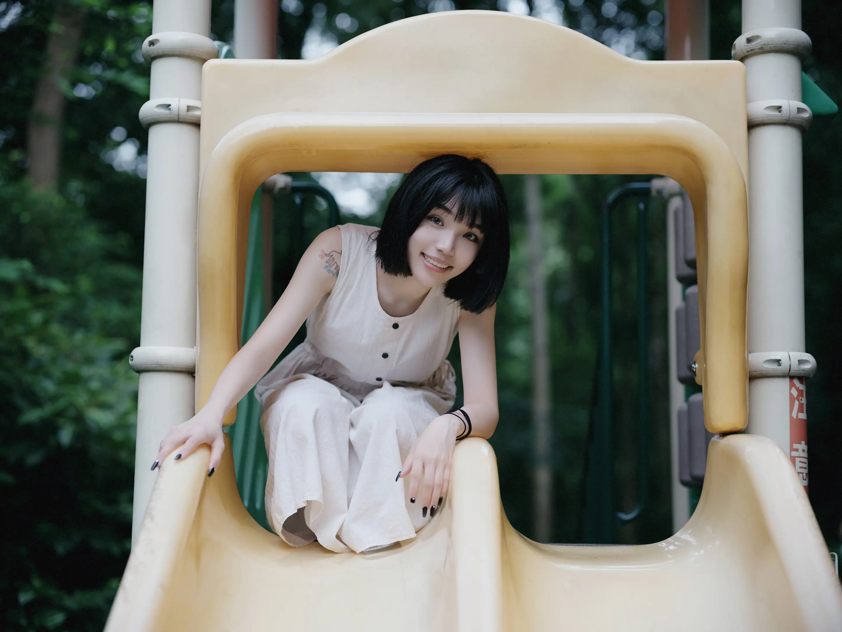 [艺图语] 2022.08.09 Vol.1659 – 爱笑的眼睛 PP#[60P]-35